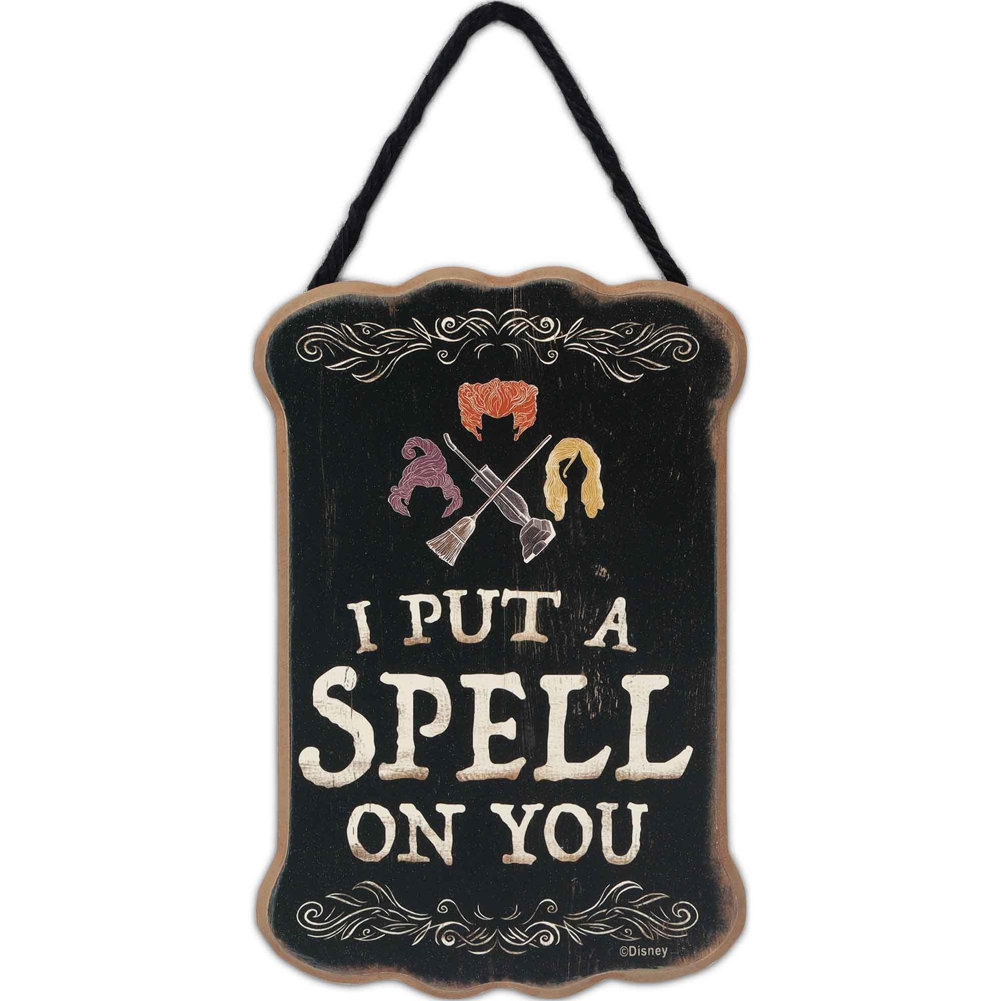 Open Road Brands Disney Hocus Pocus I Put a Spell On You Hanging Wood Wall Decor - Spooky Sanderson Sisters Sign for Halloween D