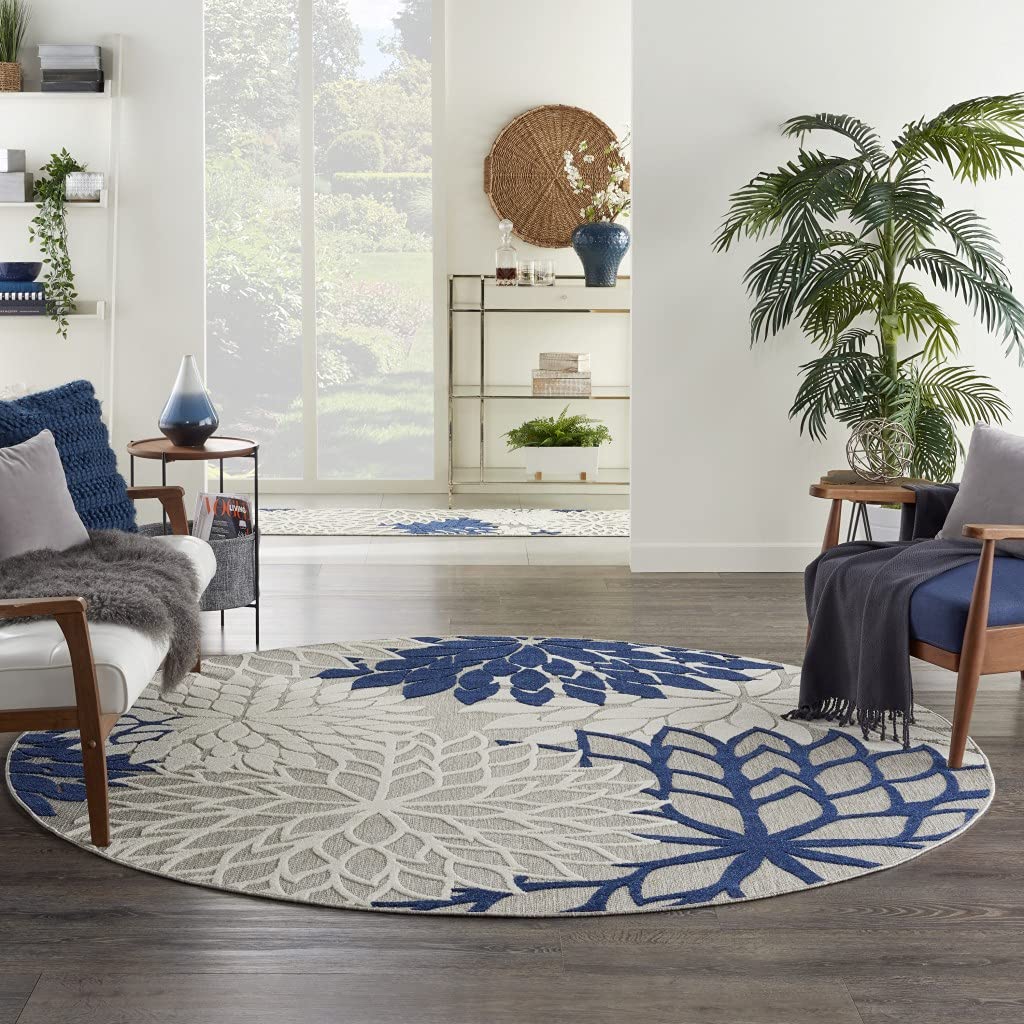 HomeRoots Ivory/Navy 100% Polypropylene 8’ Round Ivory and Navy Indoor Outdoor Area Rug