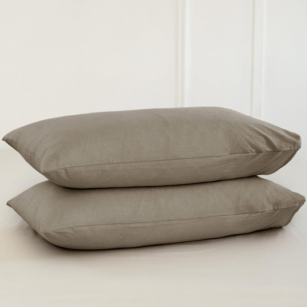 Moomee Bedding Pillowcases Pack Of 2 100% Washed Cotton Linen Like Textured Breathable Durable Soft Comfy (Mocha Brown, Standard
