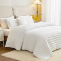 Hisnug White King Size Quilt Bedding Set, Reversible Lightweight Bed Spreads Oversized King Quilted Bedspread For All Seasons, S