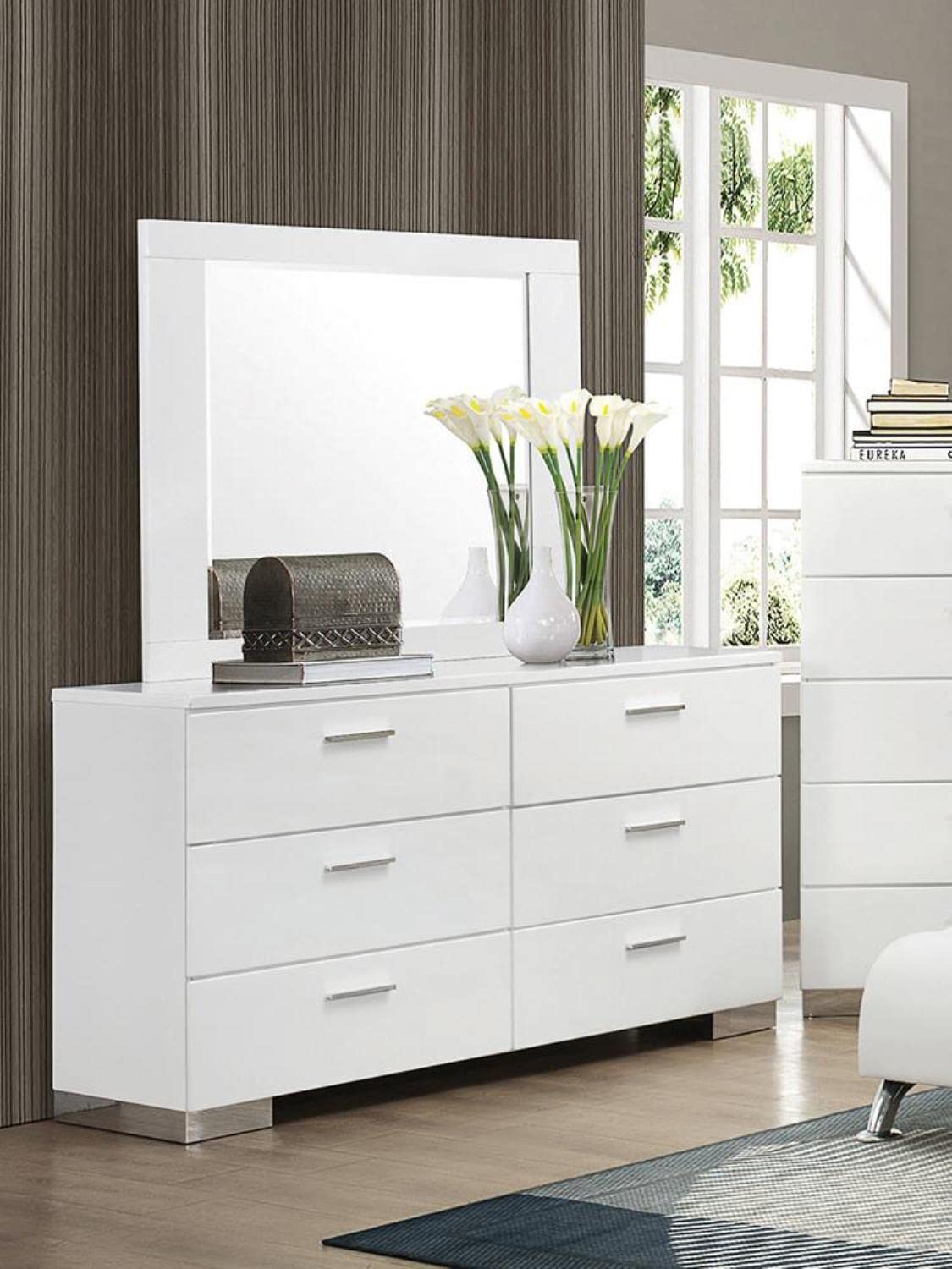 Coaster Home Furnishings Felicity 6-Drawer Wood Bedroom Dresser Storage Cabinet Chrome Pull Handles and Feet No Assembly White High Gloss 203503