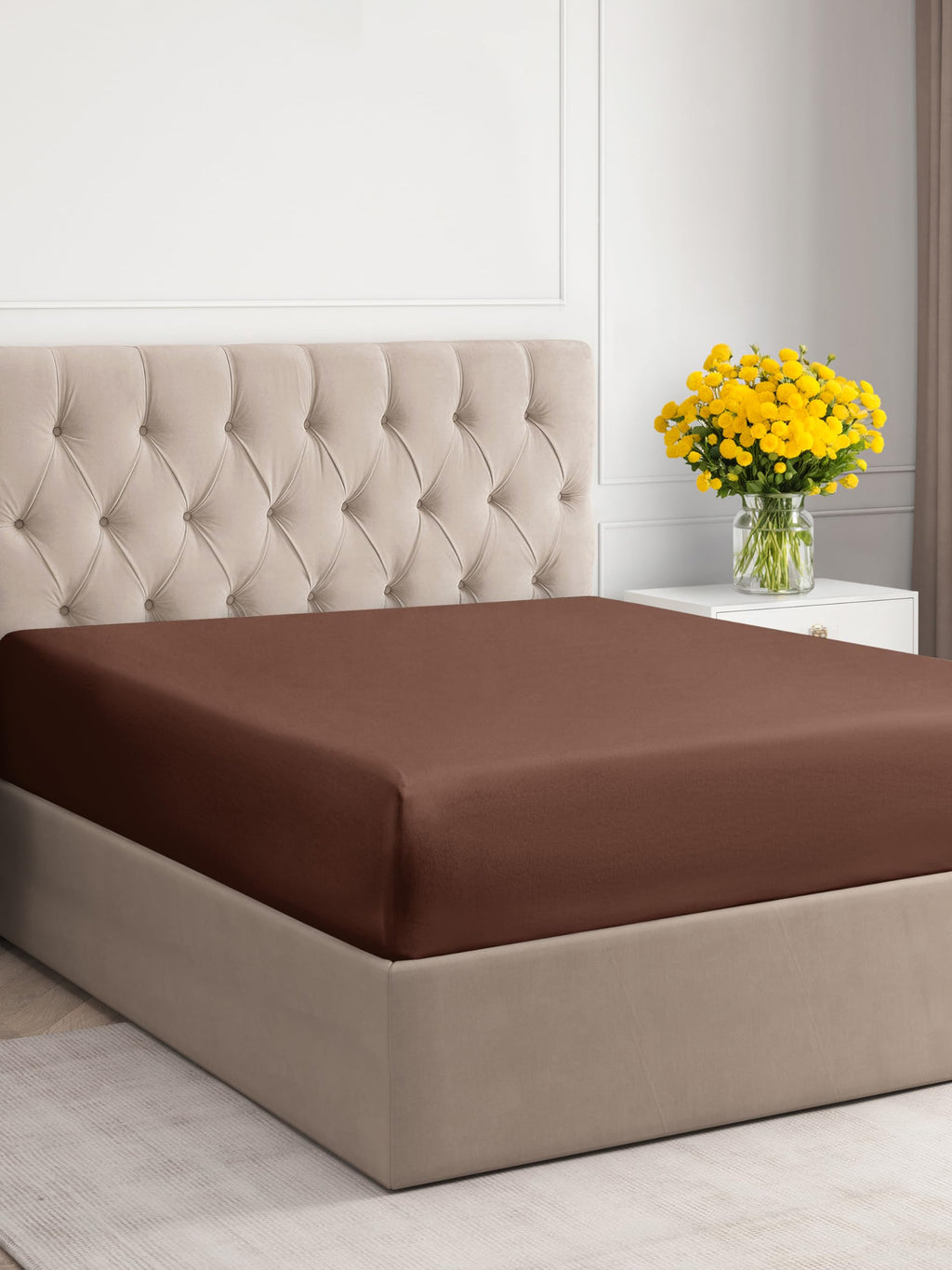 King Fitted Bed Sheet - Hotel Luxury & Cooling Single Fitted Sheet Only - Easily Fits Mattress Up To 16 Inches Perfectly - Soft, Wrinkle Free, Breathable & Comfy Brown Single Fitted Bed Sheet