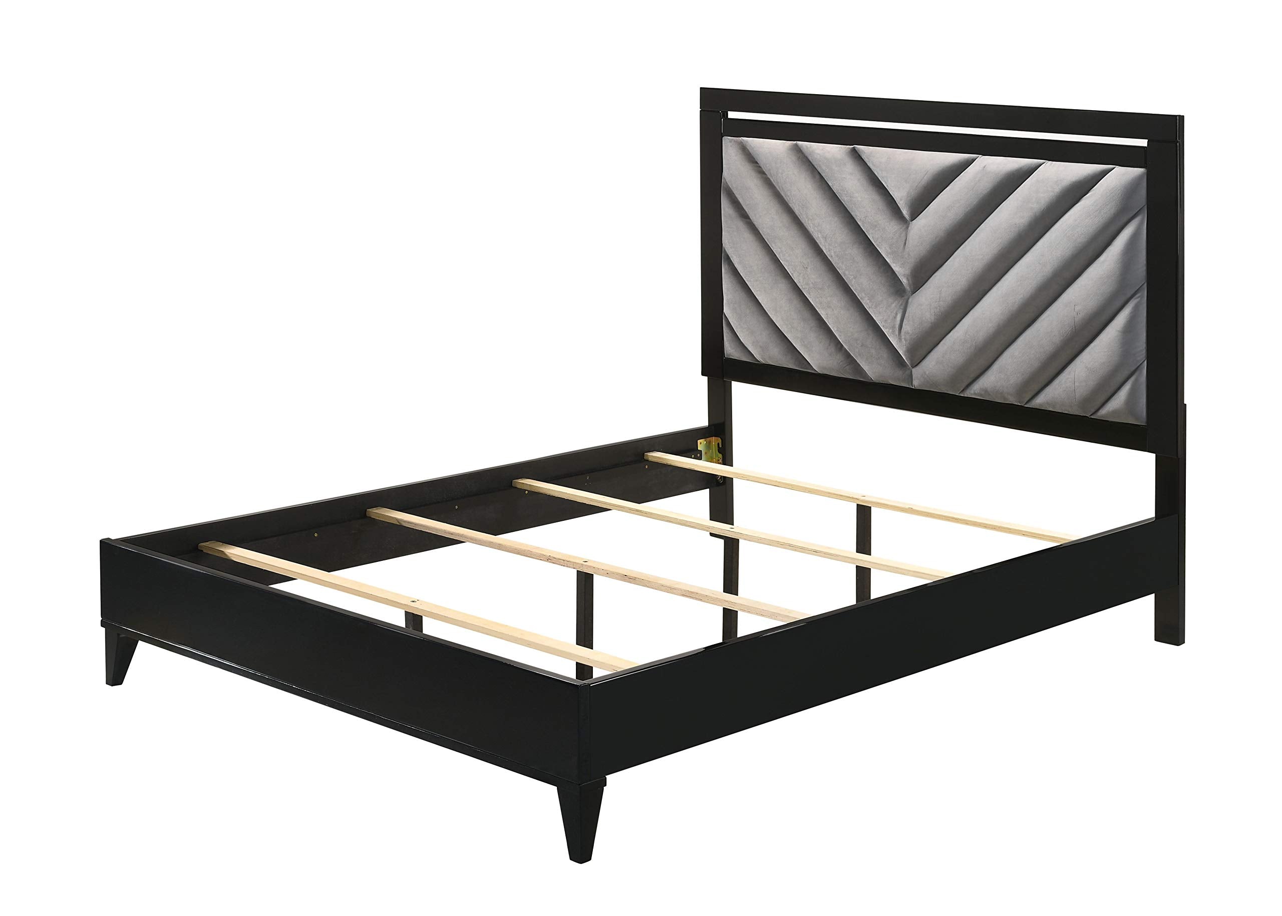 Acme Chelsie Wooden Queen Bed - Thumbnail 2