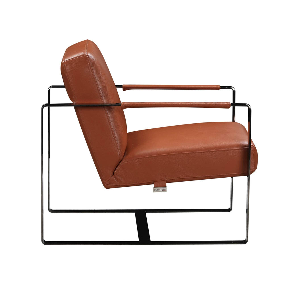 HomeRoots Furniture 28' X 35' X 31' Camel Leather Accent Chair