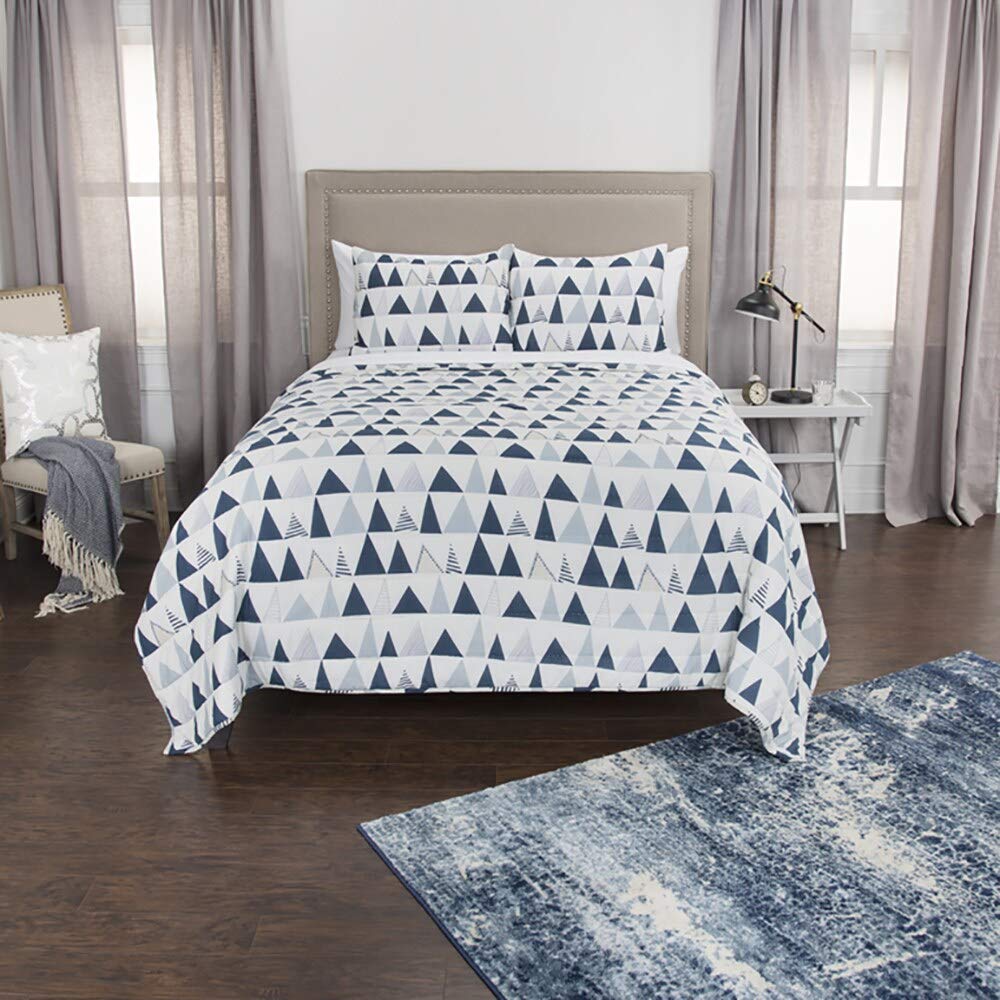 Rizzy Home | BQ4593 | 106&quot;x92&quot; Blue/Gray/White Geometric Quilt