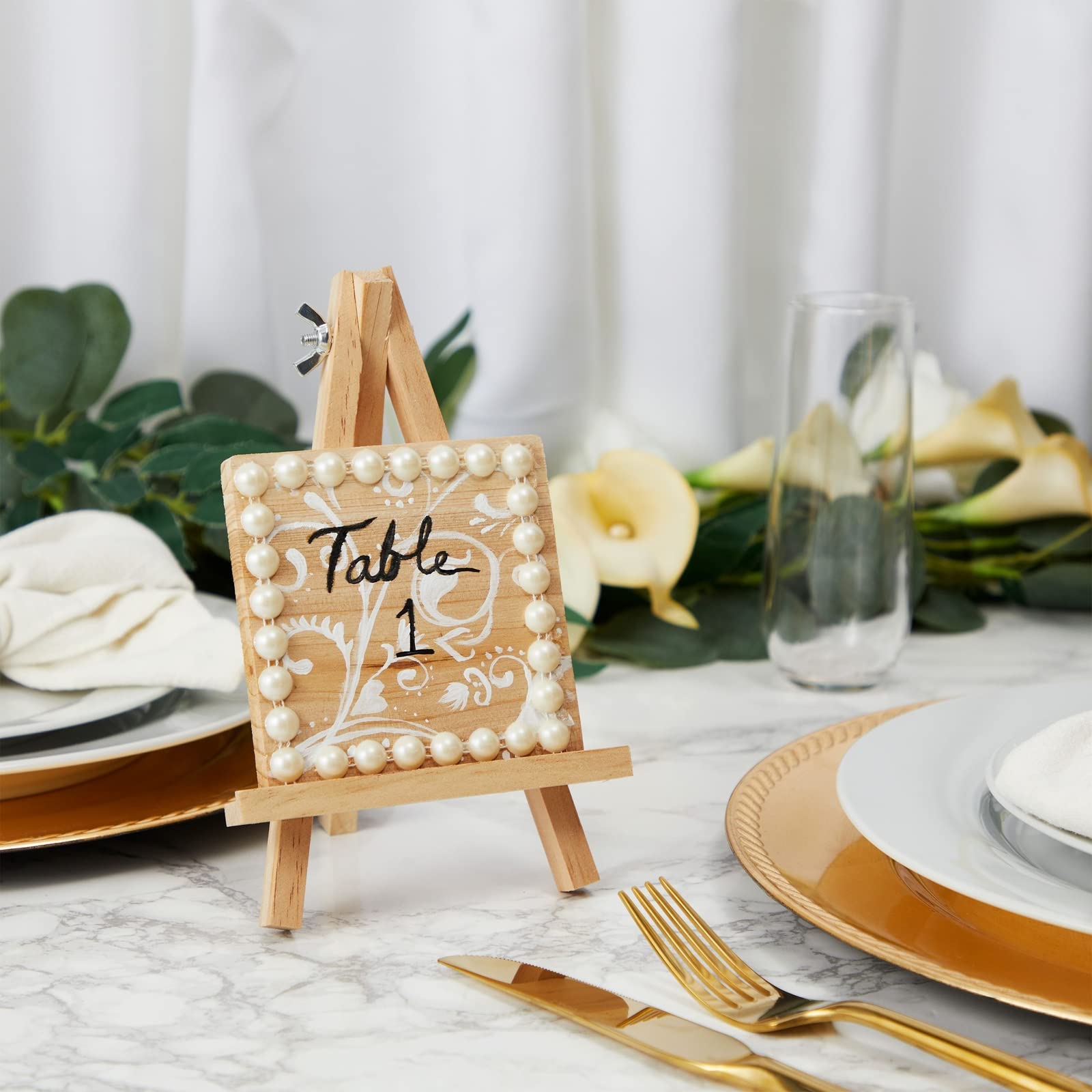 Juvale 6-Pack Wooden Easel, Mini Easel Stands And Place Card Holders For Table Top Artwork Display, Invitations, Photos, Party F