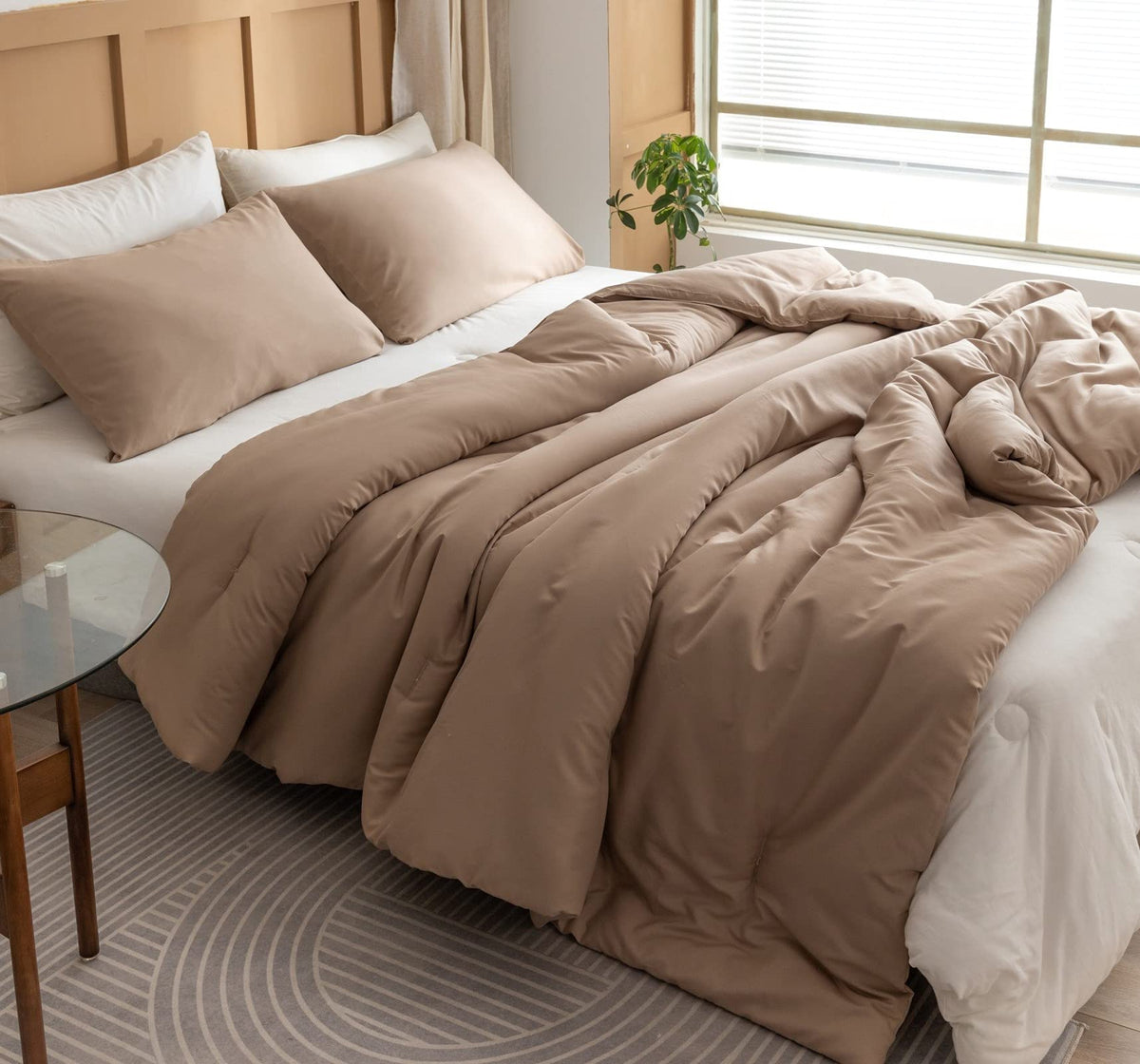 Rosgonia King Size Comforter Set Taupe Brown, 3Pcs(1 Boho Tan Comforter & 2 Pillowcases) All Season Bedding Lightweight Bedsprea