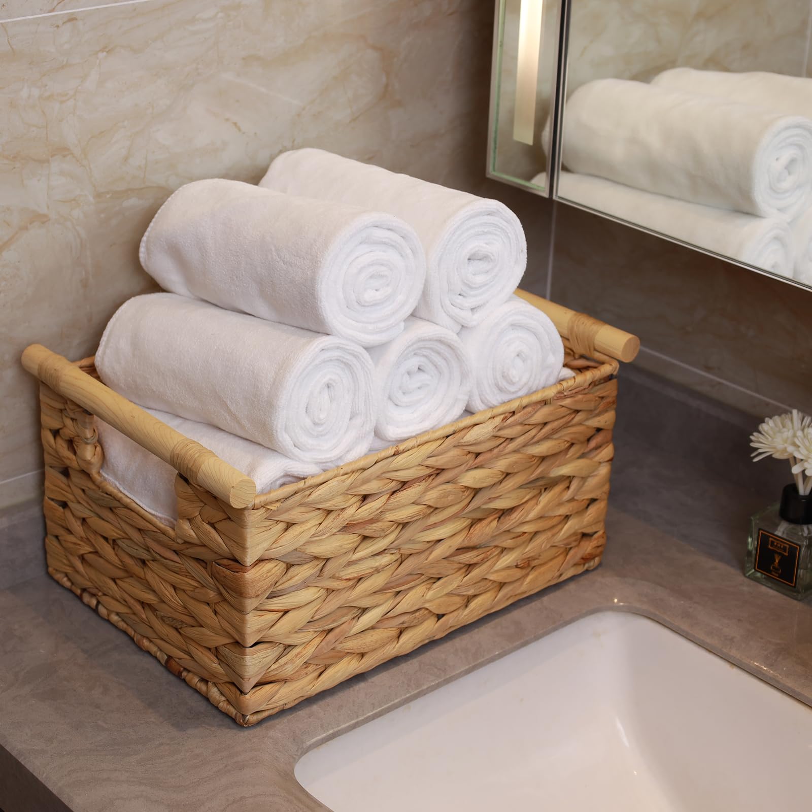 Bstnasi Large Rectangular Wicker Basket With Built-In Wooden Handles, Water Hyacinth Woven Basket For Organizing, Utility Shelve