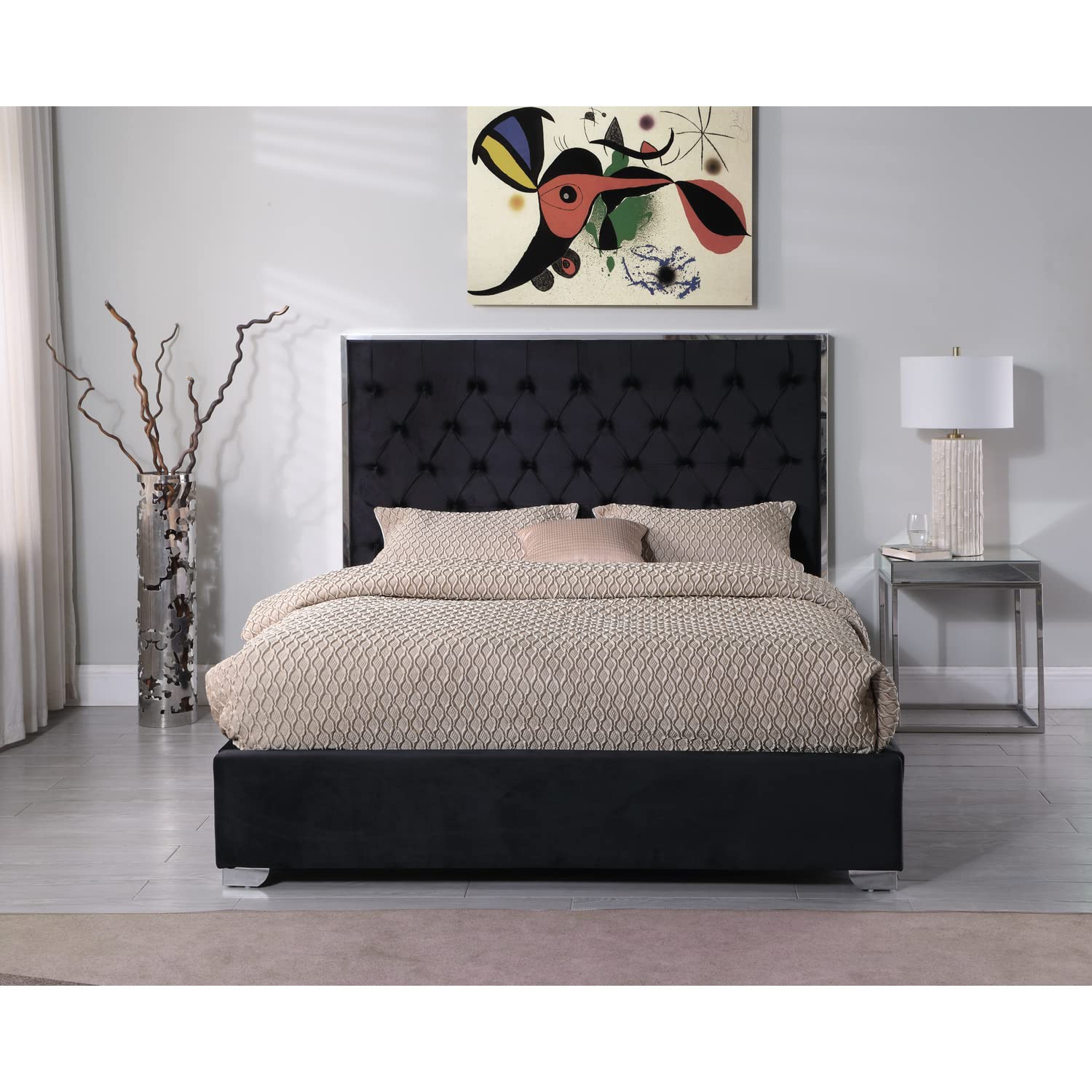 Best Master Furniture Kressa Velour Fabric Tufted Queen Platform Bed in Black