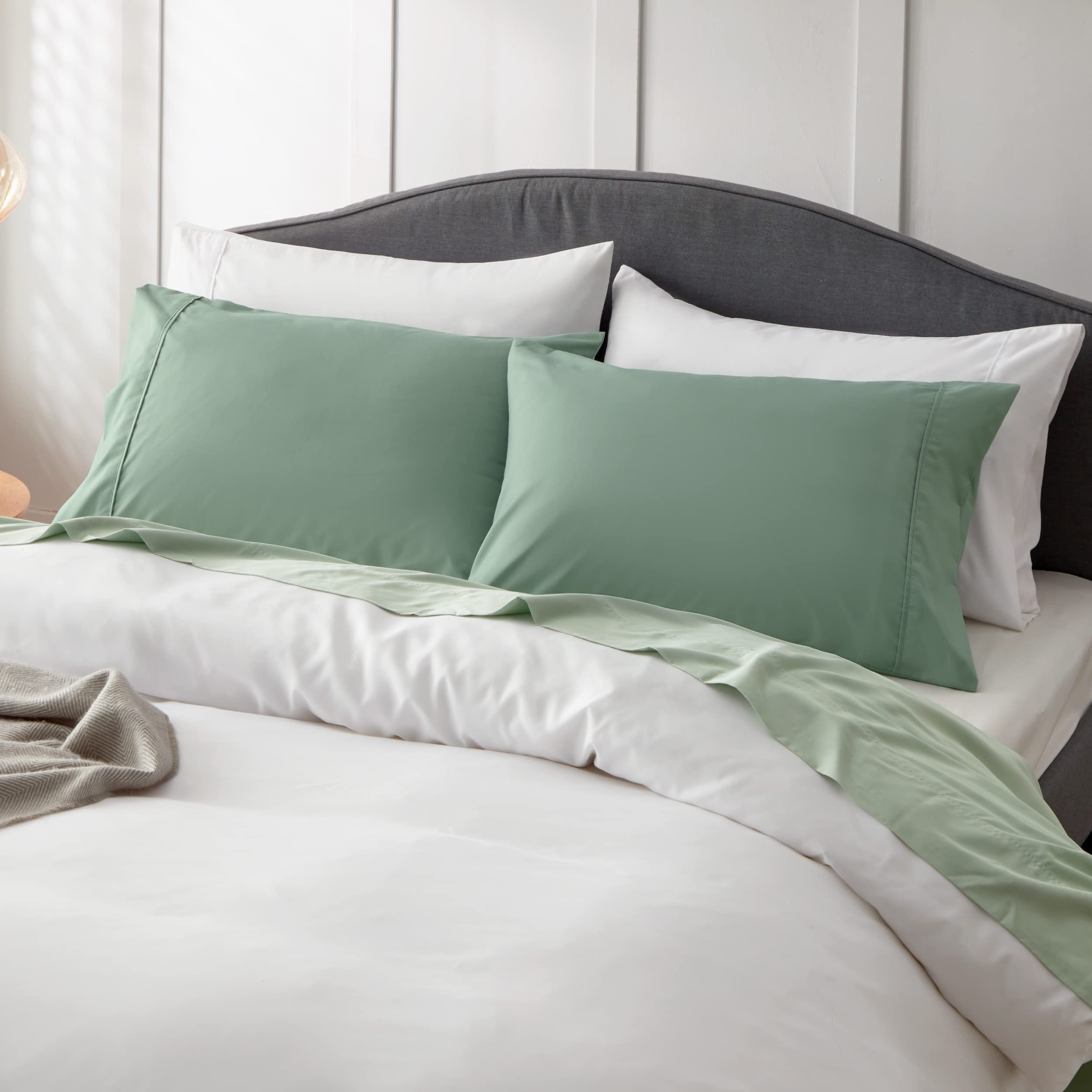 Bedsure Queen Pillowcases Set Of 2 - Iceberg Green Pillow Cases Queen Size 2 Pack 20 X 30 Inches, Brushed Microfiber, Pillow Case Covers With Envelop Closure