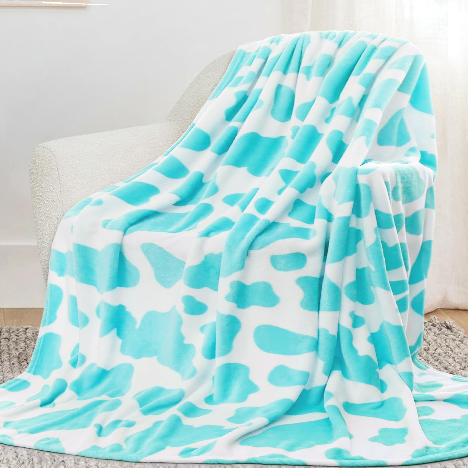 Cute Light Blue Blanket Lightweight Turquoise Teal Cyan Girls Blanket Gifts Decor Stuff Soft Cozy Fuzzy Fleece Blanket For Women