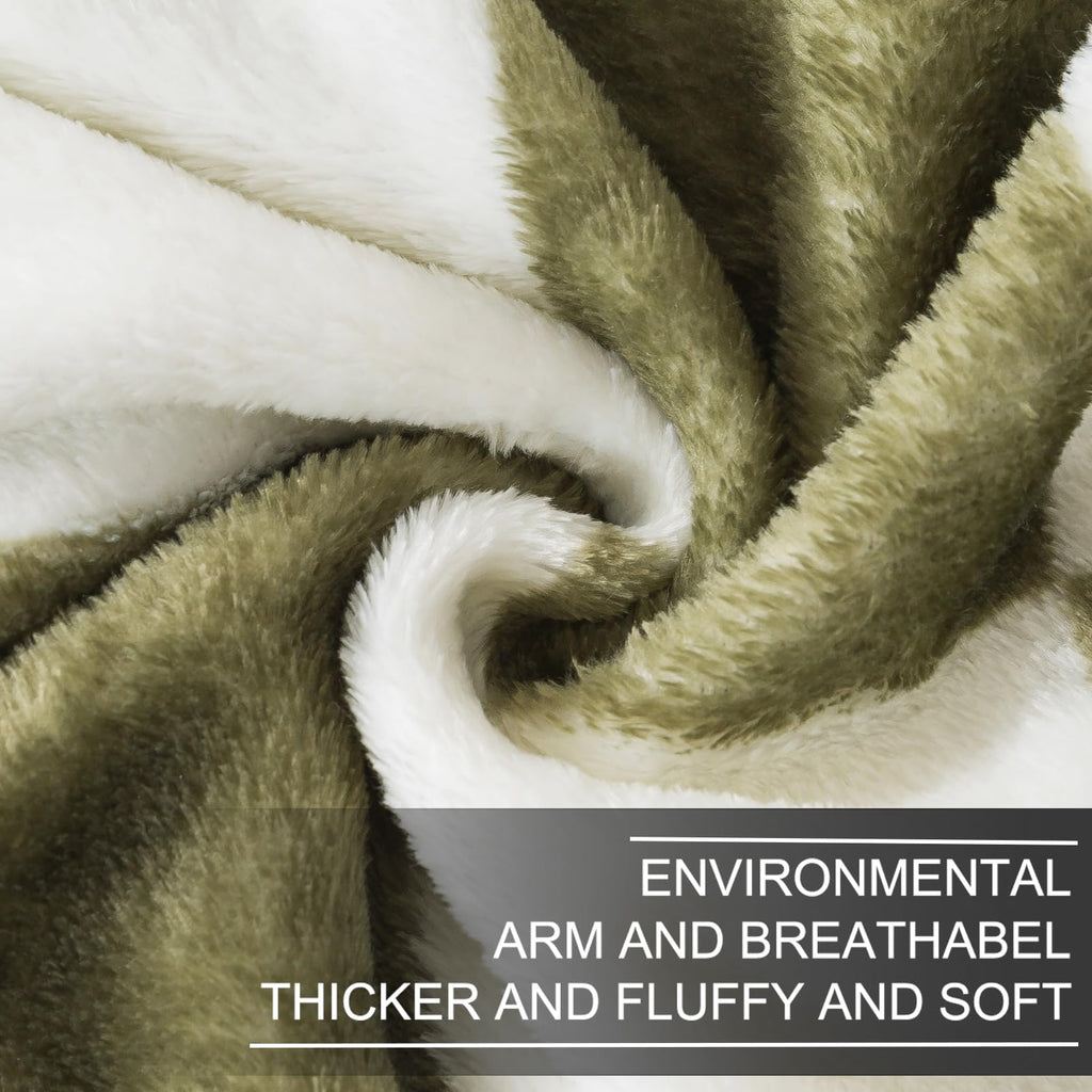Checkered King Size Blanket,Premium Lightweight Anti-Static 90X108 Inches Sage Green Throw Blankets For King Calking Bed,Couch, Sofa, Chair, Camping, Picnic,Sage Green