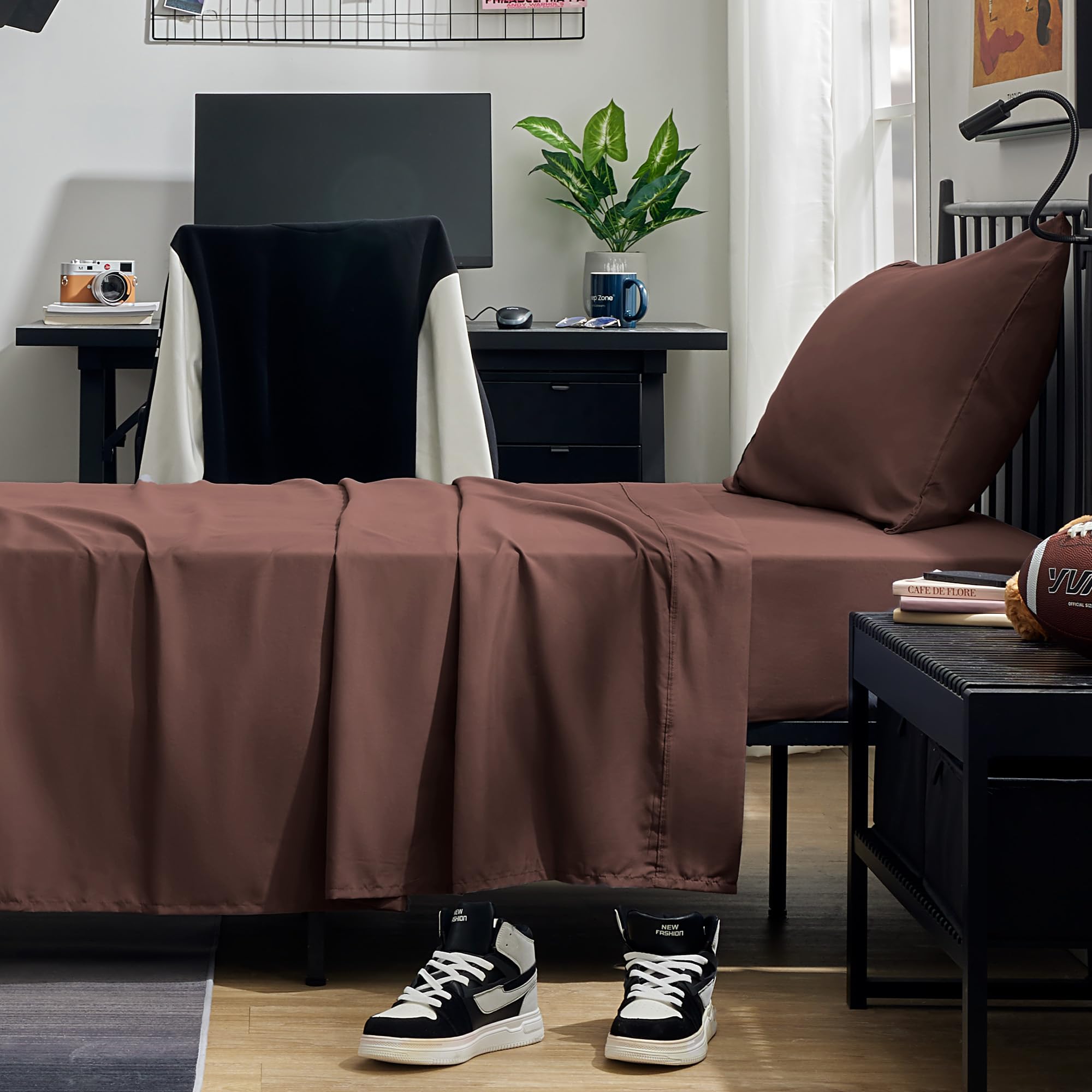 Sleep Zone Nanotex Super Soft Cooling Twin Bed Sheets Set For Kids 3 Piece - Easy Care Fitted Flat Sheet & Pillowcase Sets - Wrinkle Free, Fade Resistant, Deep Pocket 16' (Brown, Twin)