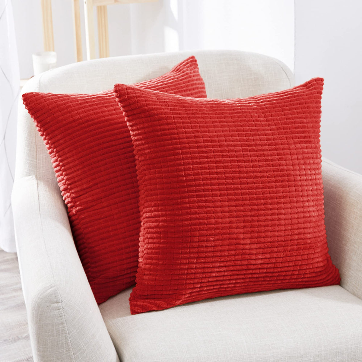 Deconovo Christmas Pillow Covers Bright Red Pillow Covers Pack Of 2, 22X22 Inch Throw Pillow Cover Couch, Soft Corduroy Cushion