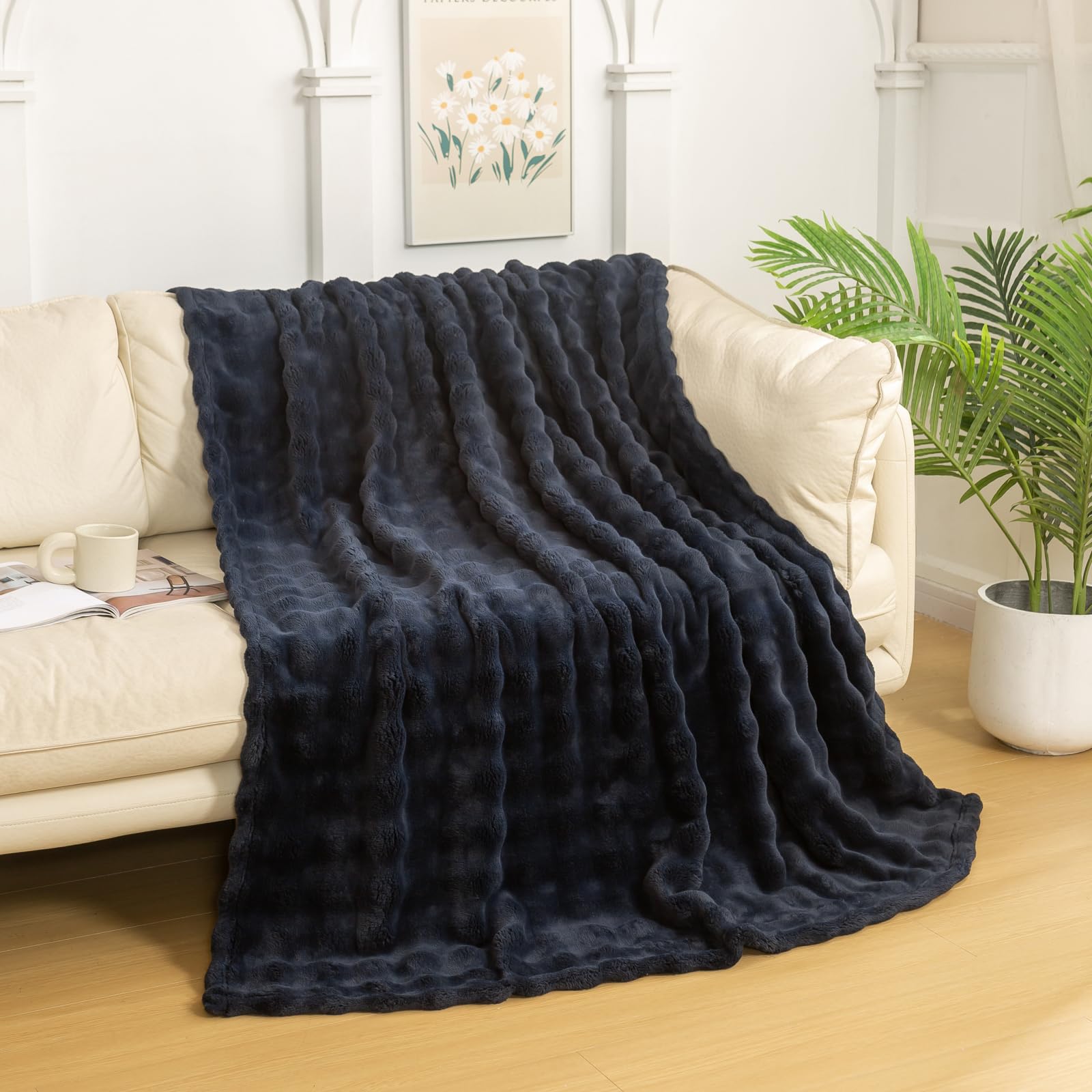 Yusoki Faux Fur Throw Blanket With 3D Bubbles Super Soft Fuzzy Cozy Thick Blanket For Couch Chair Sofa Gift Home D  Cor(Navy,50