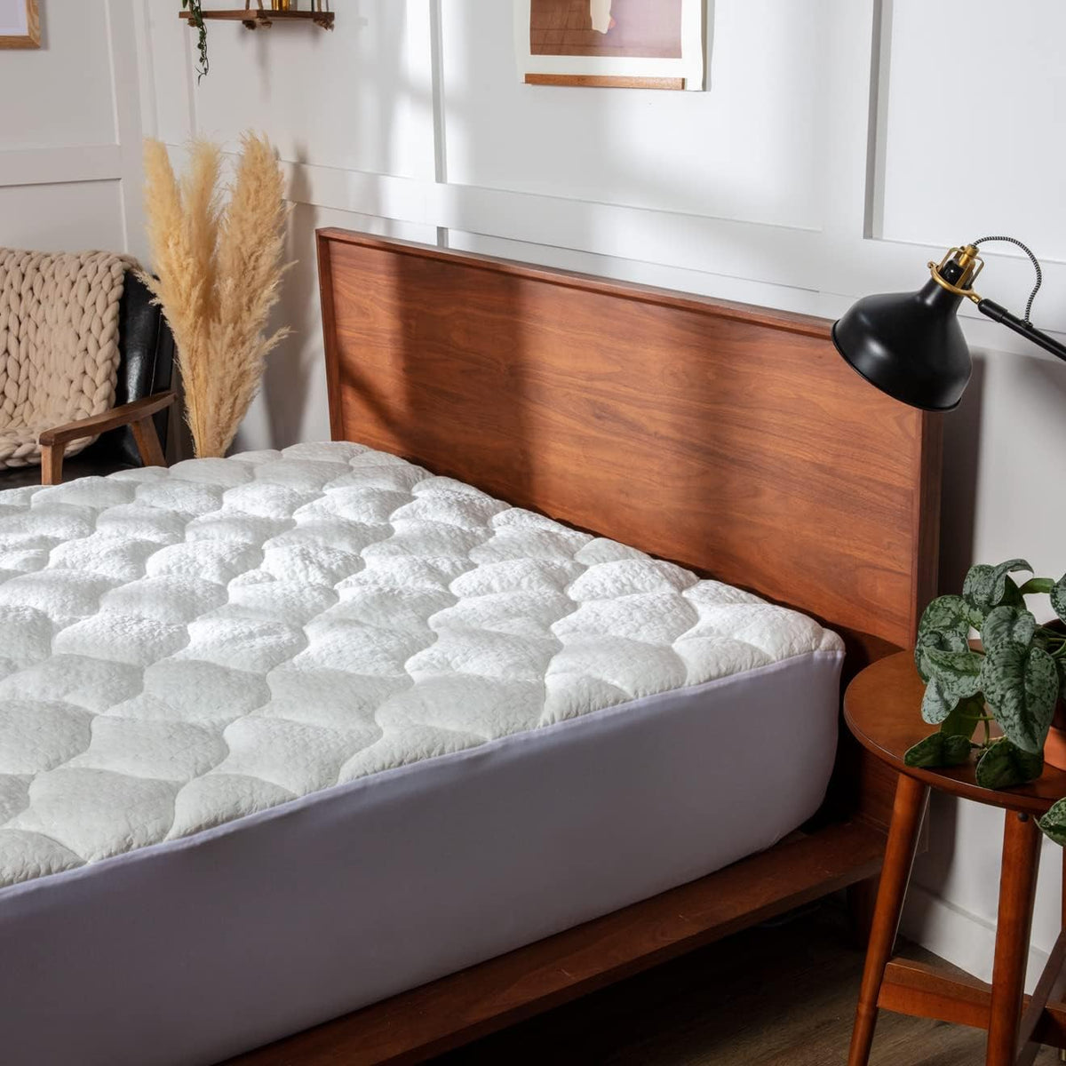 Viscosoft Rayon Mattress Topper Pad Queen - Extra Plush Pillowtop - 18    Deep Pockets White