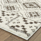 HomeRoots 509910 8 x 11 ft. Ivory & Brown Geometric Shag Power Loom Stain Resistant Rectangle Area Rug