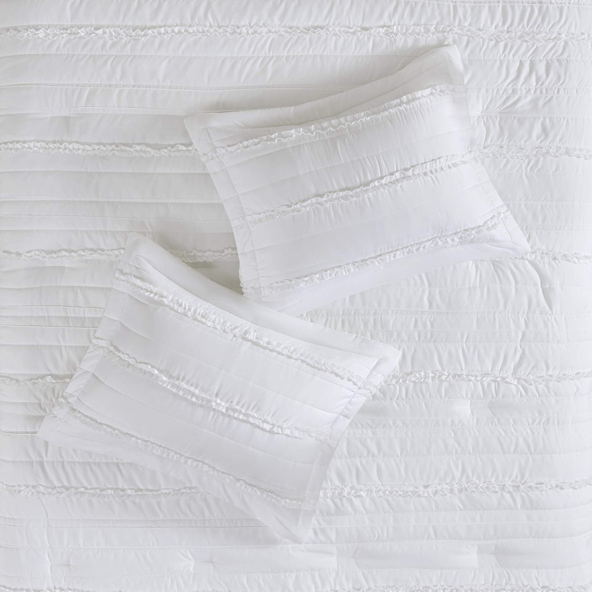 Madison Park Celeste Comforter Set-Textured Luxury Design All Season Down Alternative Bedding, Matching Sham, Decorative Pillows, King(104'X92'), White 5 Piece