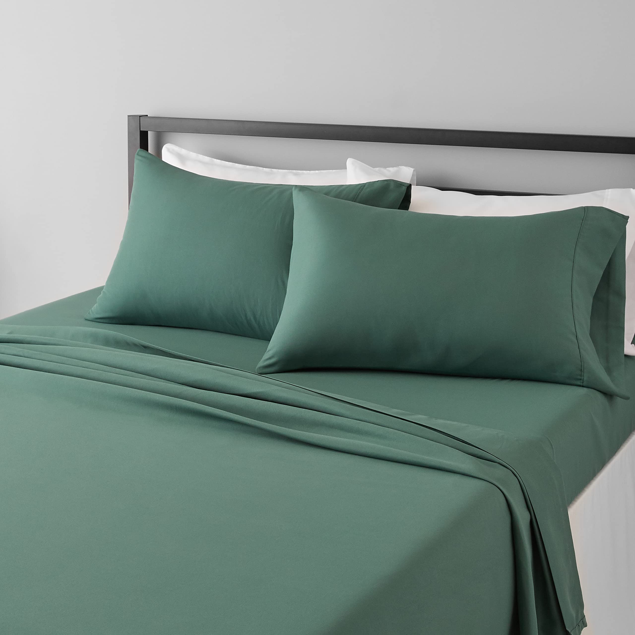 Amazon Basics Lightweight Super Soft Easy Care Microfiber 4-Piece Bed Sheet Set with 14-Inch Deep Pockets, Queen, Emerald Green,