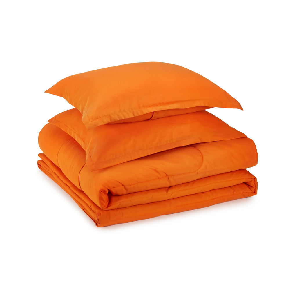 Amazon Basics 3 Piece Microfiber Kid'S Comforter And Pillow Sham Set Bright, Full/Queen, Bright Orange, Solid