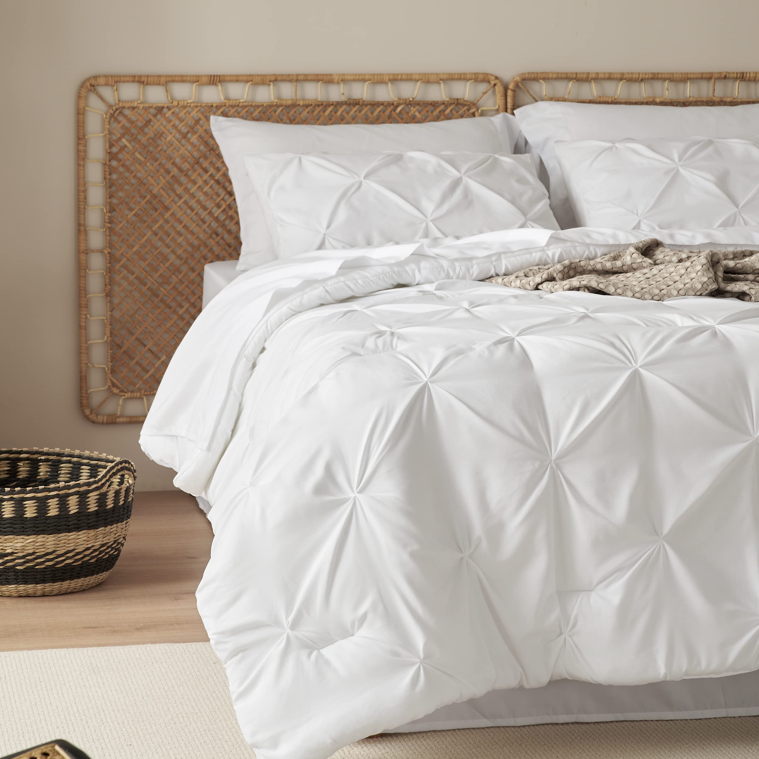 Bedsure Twin Comforter Set With Sheets - 5 Pieces Twin Bedding Sets, Pinch Pleat White Twin Bed In A Bag With Comforter, Sheets,