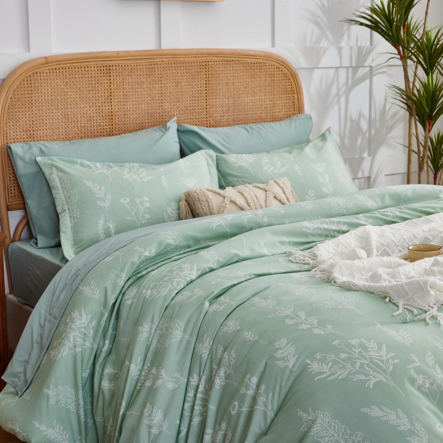 Kozyhvn Queen Comforter Set 7 Pieces, Sage Green Comforter, Cute Floral Bed In A Bag Queen Boho, Soft Fluffy Bedding Sets With C