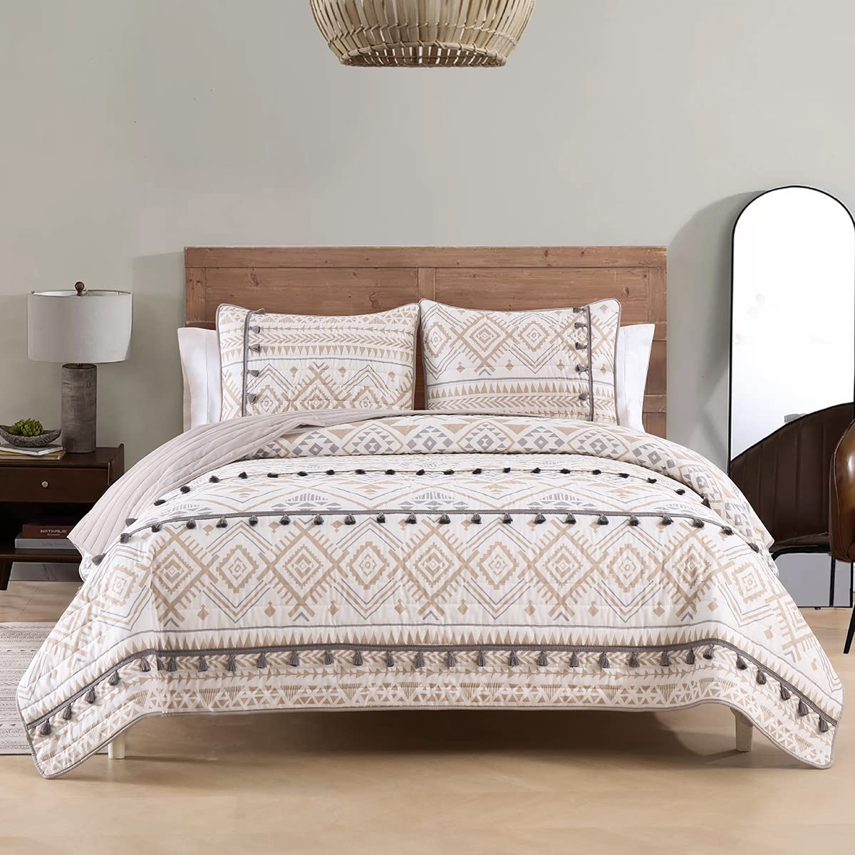 Horimote Home Boho Style Beige Queen Quilt Set With Tassle, Soft And Lightweight Bedspread For All Season, Full Size Bed Coverle