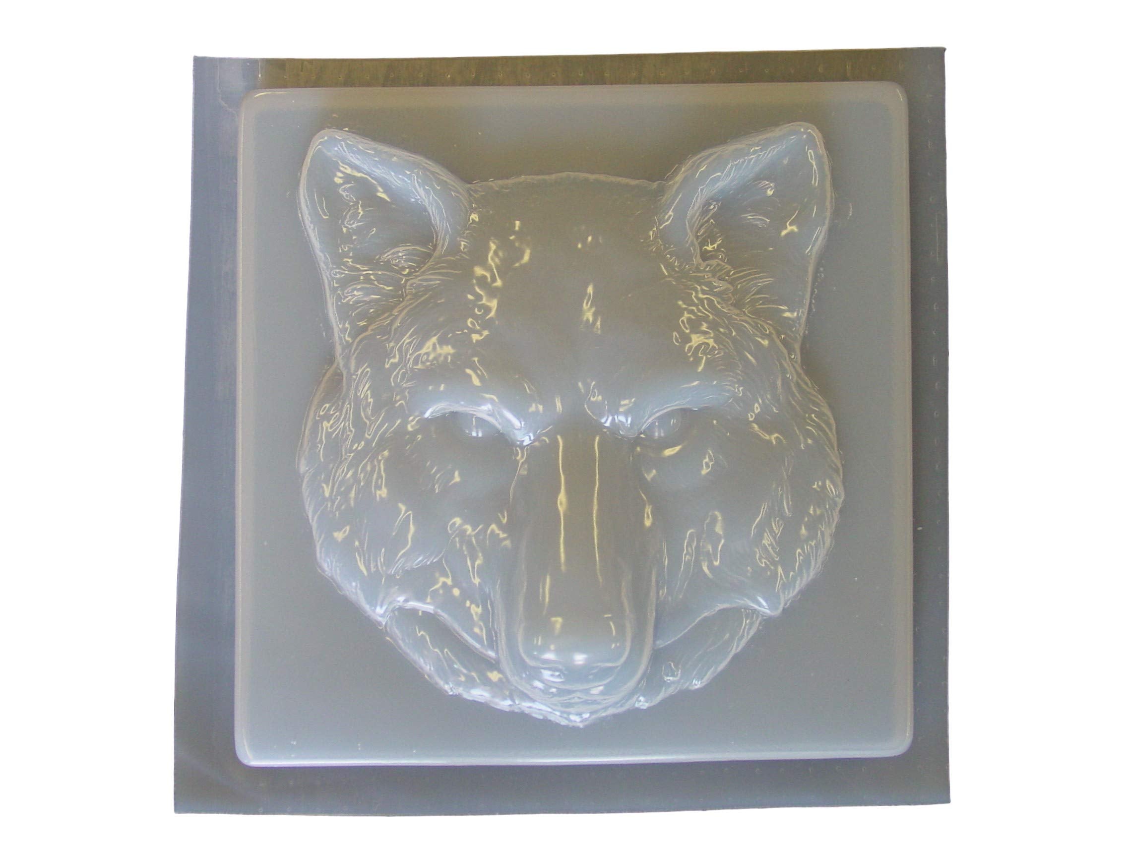 Wolf Head Plastic Craft Mold To Make Into Plaster Or Concrete Stepping Stones 1282
