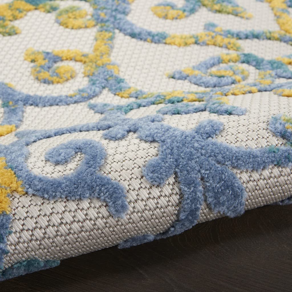 HomeRoots Ivory Blue 100% Polypropylene 5’ x 7’ Ivory and Blue Indoor Outdoor Area Rug