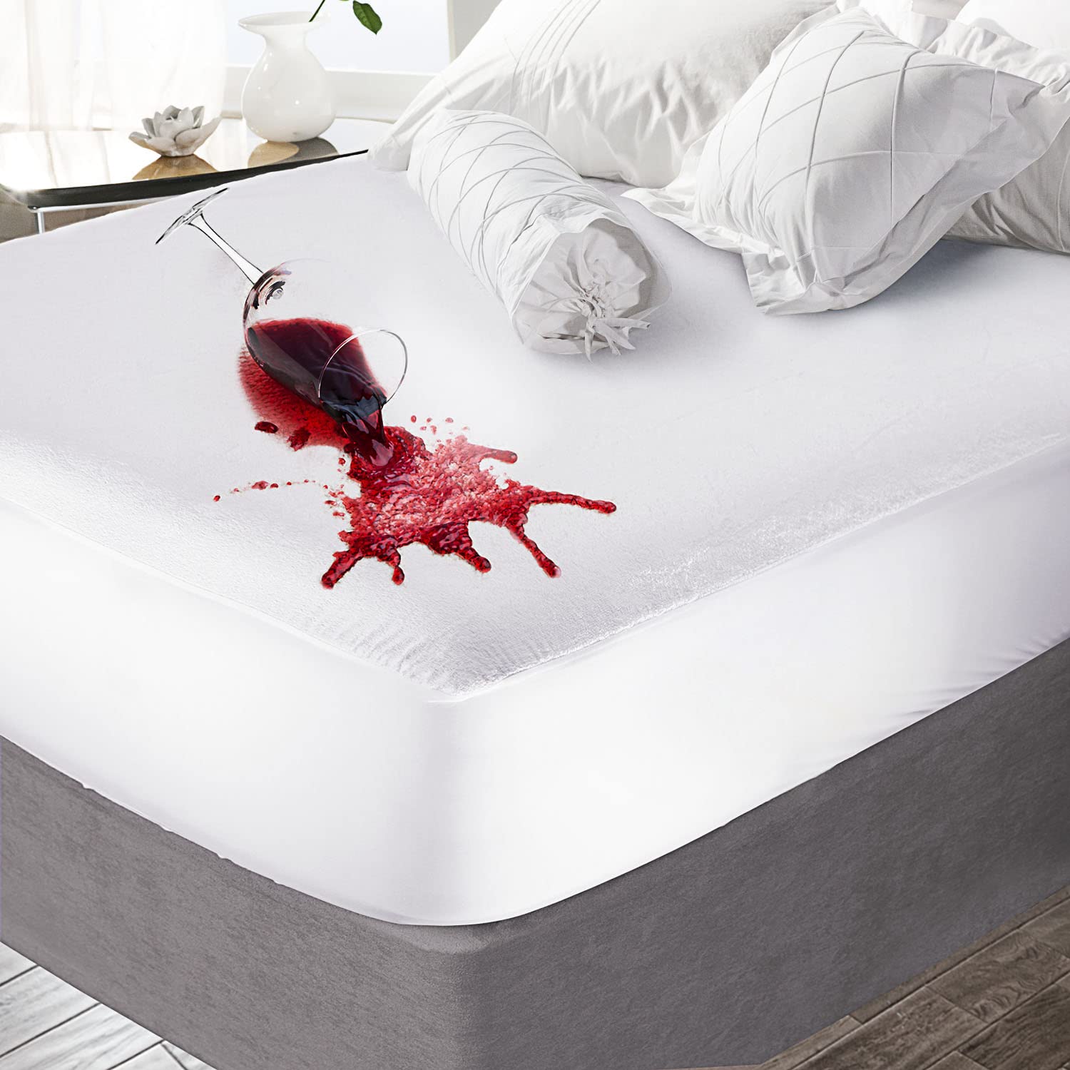Clara Clark Mattress Protector, Premium Cotton Terry Mattress-Cover - Waterproof, Soft, Breathable And Noiseless Cover Queen Mat