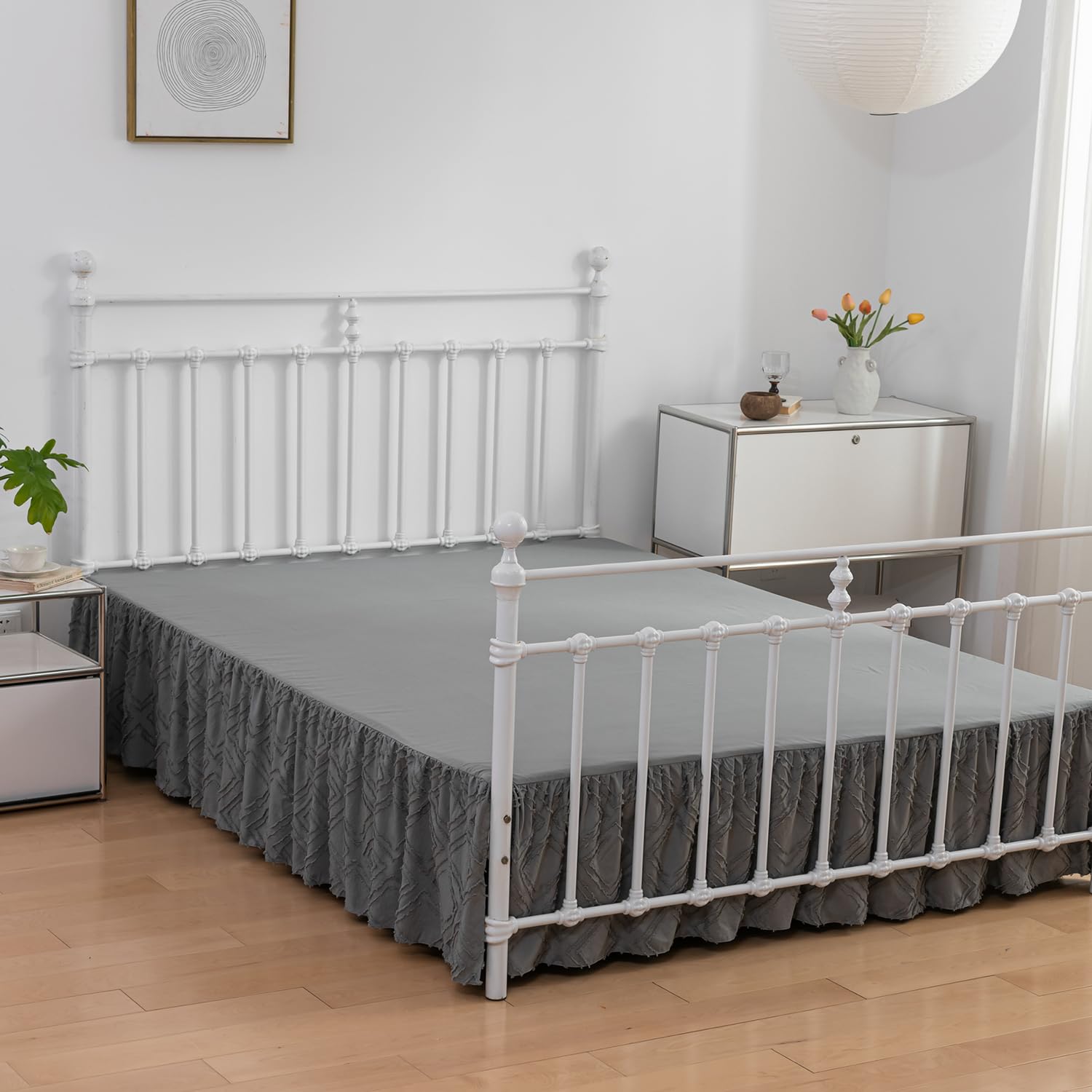 Tufted Bed Skirt Queen Size,Ruffled Bed Skirt With Split Corners, Queen Bed Skirt 14 Inch Drop, Boho Queen Size Bed Skirt White