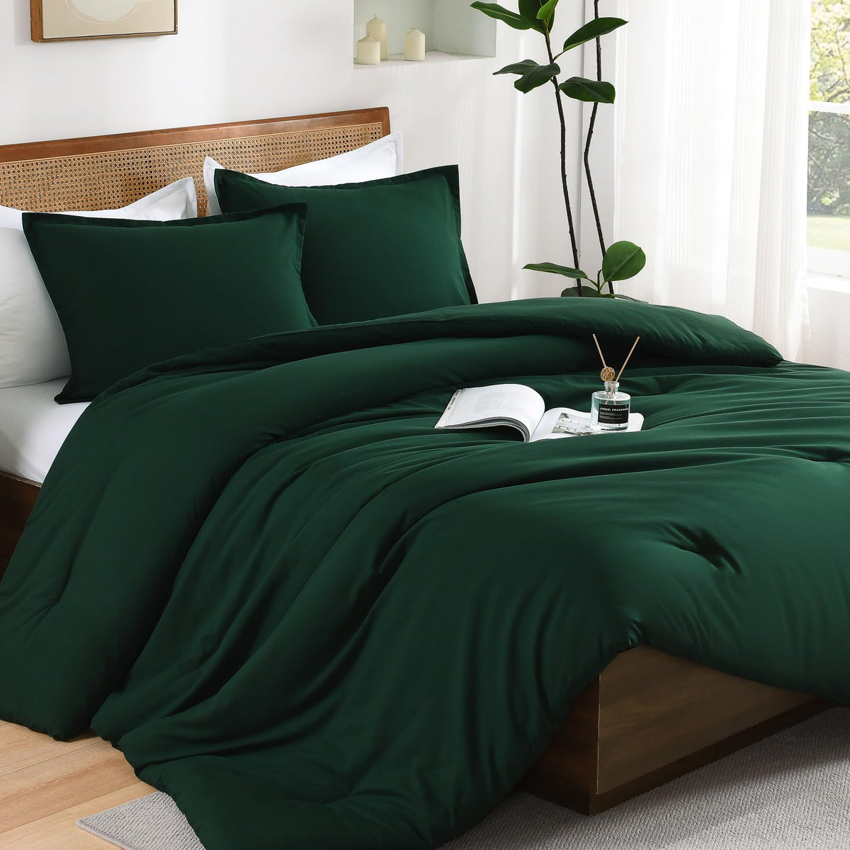 Andency Dark Emerald Green Queen Size Comforter Set, 3 Pieces Forest Hunter Green Boho Solid Bedding Sets, Soft Cozy Lightweight Down Alternative All Season Bed Set