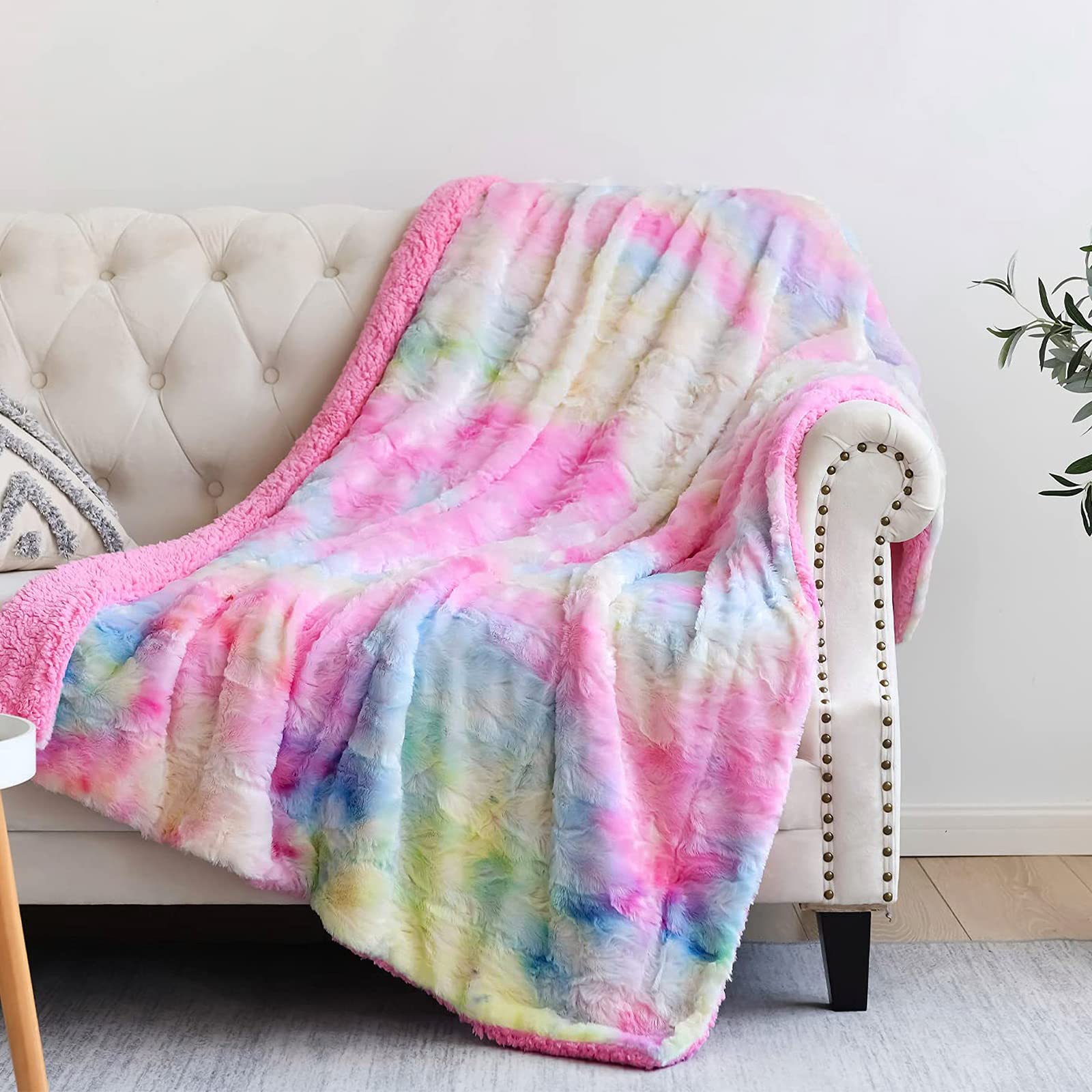 Newcosplay Super Soft Faux Fur Throw Blanket For Couch Light Rainbow Sherpa Fuzzy Plush Warm Blanket For Sofa Bed (Light Rainbow