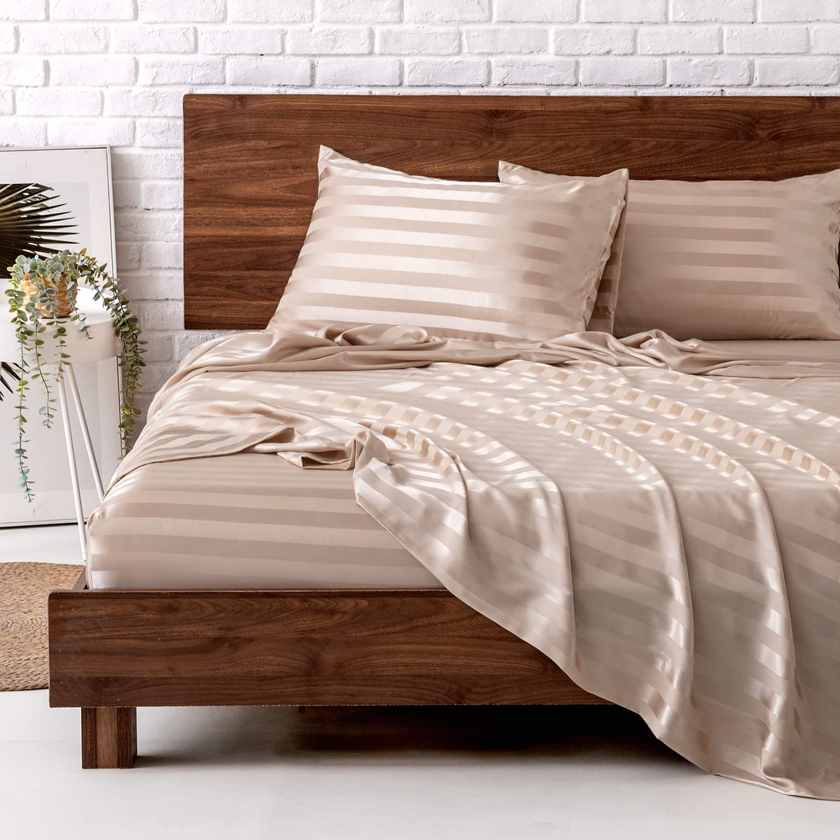 Mr&Hm Satin Bed Sheets, King Size Sheets Set, 4 Pcs Silky Bedding Set With 15 Inches Deep Pocket For Mattress(King, Champagne St