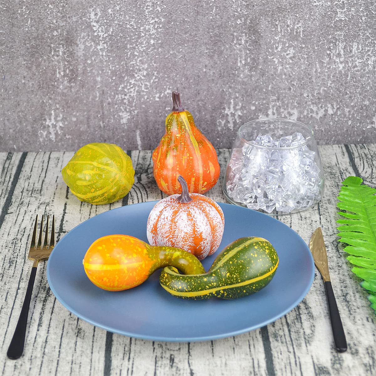 Jedfore 12Pcs Lifelike Simulation Realistic Mixture Of Artificial Pumpkins Fake Vegetable Fruit For Home Decoration