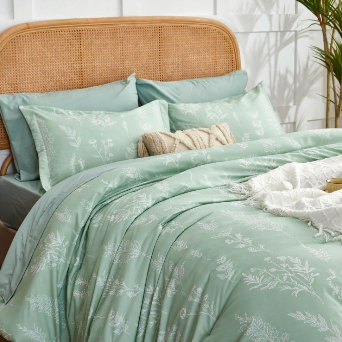Kozyhvn Full Size Comforter Set 7 Pieces, Sage Green, Cute Floral Bed In A Bag Full Boho, Soft Fluffy Bedding Sets With Comforte