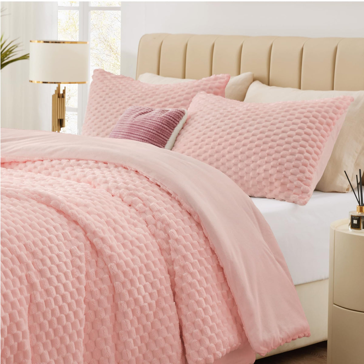 Chixpace Fluffy King Comforter Set - Luxury Fuzzy Brushed Plaid Pattern Bedding Comforter Sets, Fluffy Velvet Comfort Set Pink,