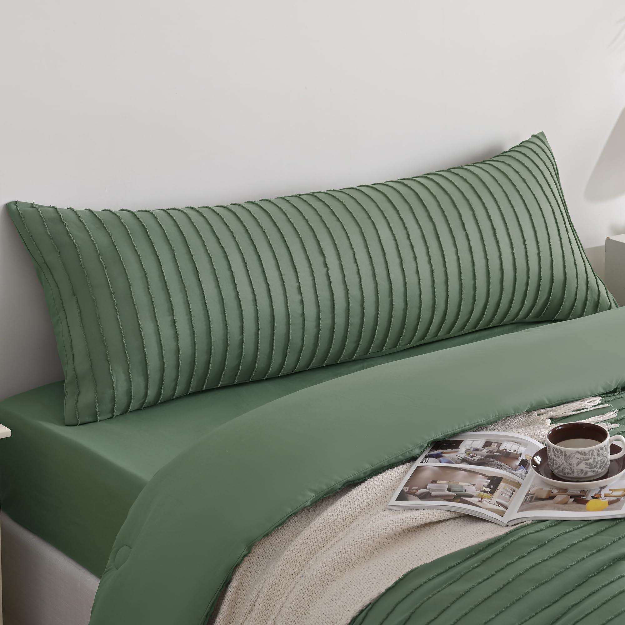 Jellymoni 1 Pack Green Body Pillowcase, Soft Microfiber Striped Tufted Pillow Covers With Envelope Closure (Pillows Are Not Incl