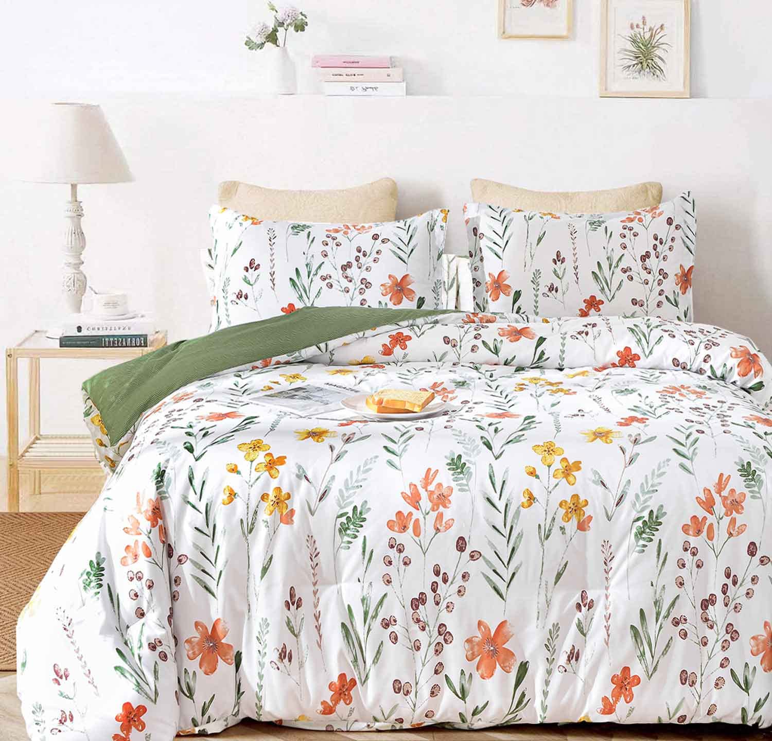 Full Size Comforter Set, White Yellow Floral, Green Leaf Pattern Print Reversible Down Alternative Bed Sets - 80 X 90 3Pc Soft M