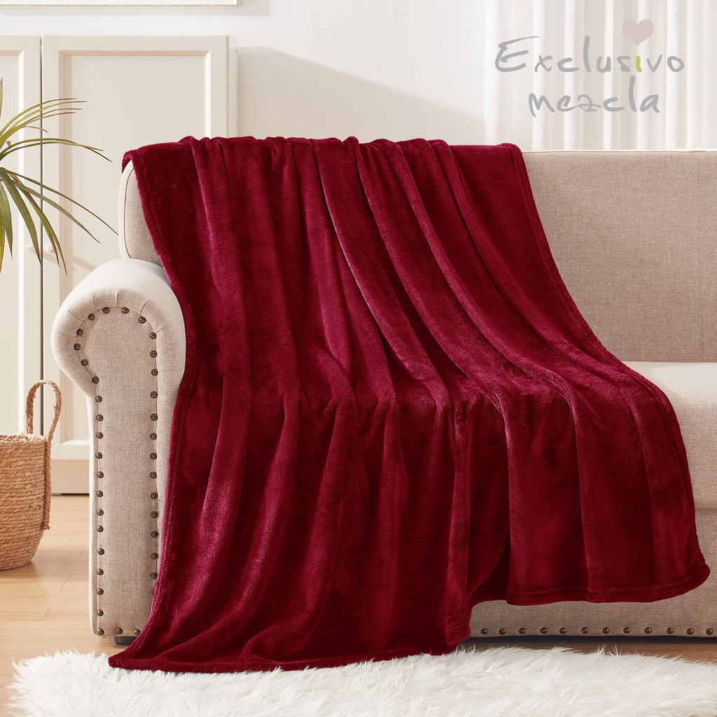 Exclusivo Mezcla Extra Large Fleece Throw Blanket For Couch, Sofa, 300Gsm Super Soft And Warm Blankets, Deep Red Throw All Seaso