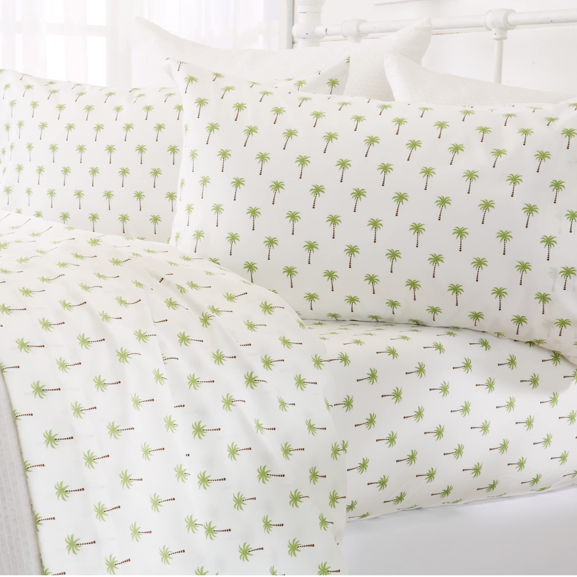 4-Piece Full Coastal Microfiber Sheet Set | Nautical-Printed, Ultra-Soft Sheets | Wrinkle & Fade Resistant Beach-Themed Prints & Patterns Bedding Sheets & Pillowcases. (Full, Palm Tree)