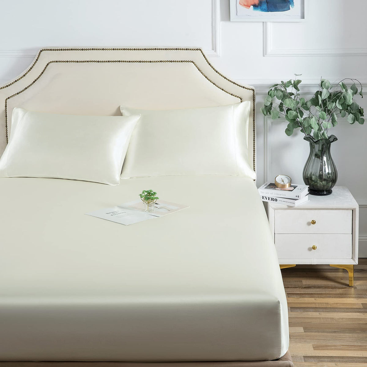 Satin Fitted Sheet, King Fitted Sheet Only, 1 - Piece Ultra Soft Deep Pocket Single Silk Bottom Bed Sheet King - Ivory