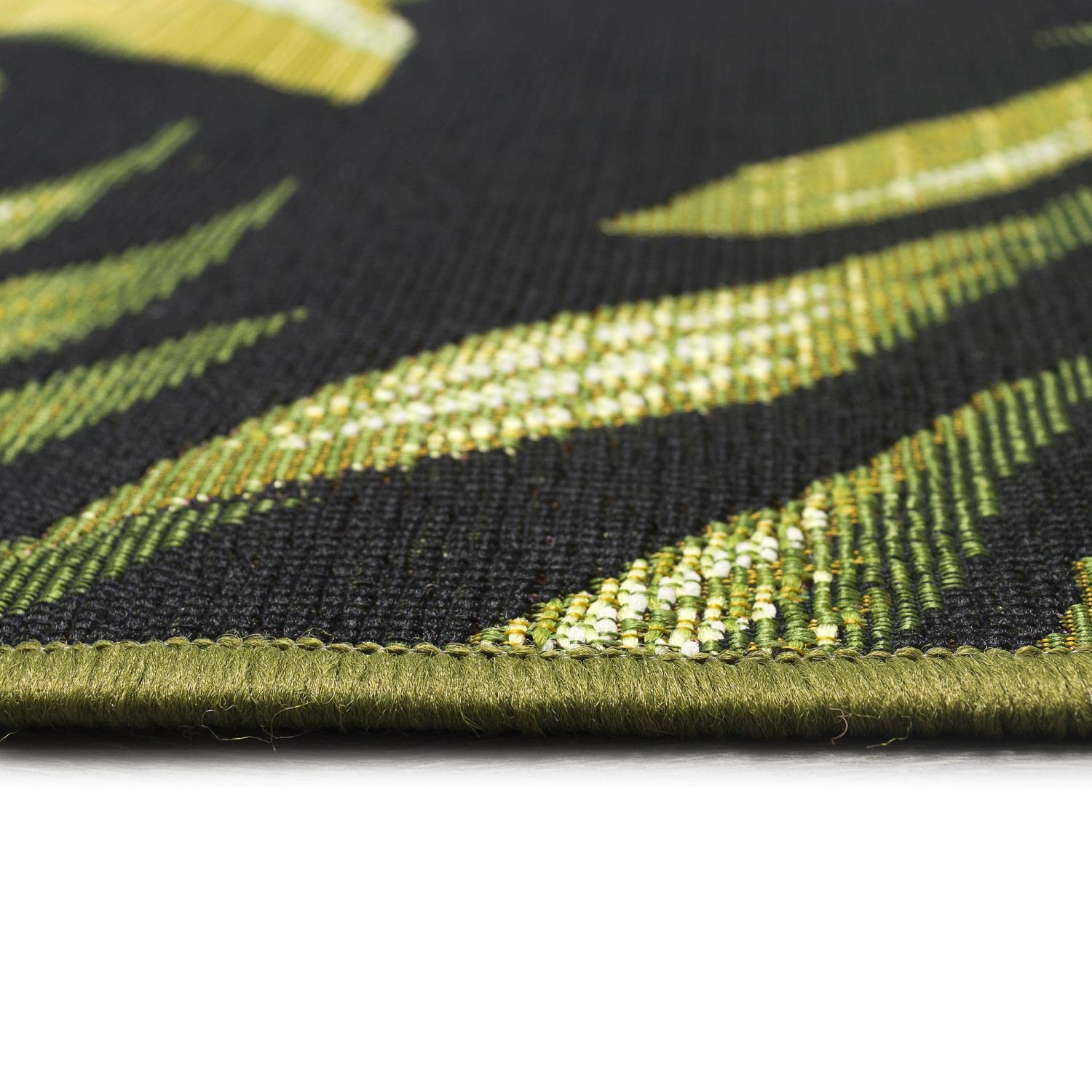 Liora Manne Marina Indoor/Outdoor Power Loomed Synthetic Blend Low Profile Area Rug - Transitional Graphic Botanical Beach Camping (Jungle Leaves Black) (1'11' X 7'6')