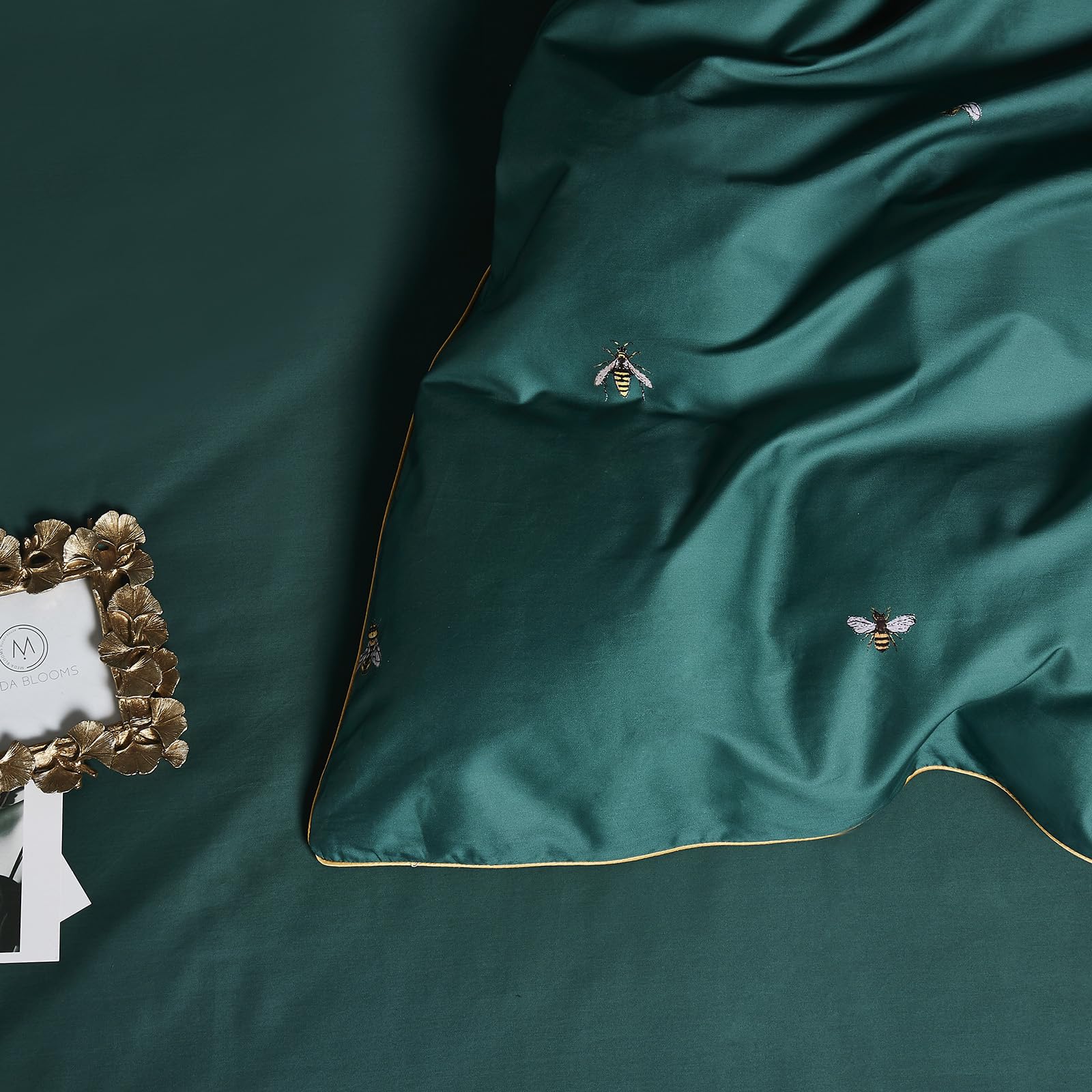 Mixinni Dark Green Duvet Cover King Size, 100% Long Staple Cotton Honeybee Floral Pattern 3Pc Bedding Duvet Cover Set With Zippe