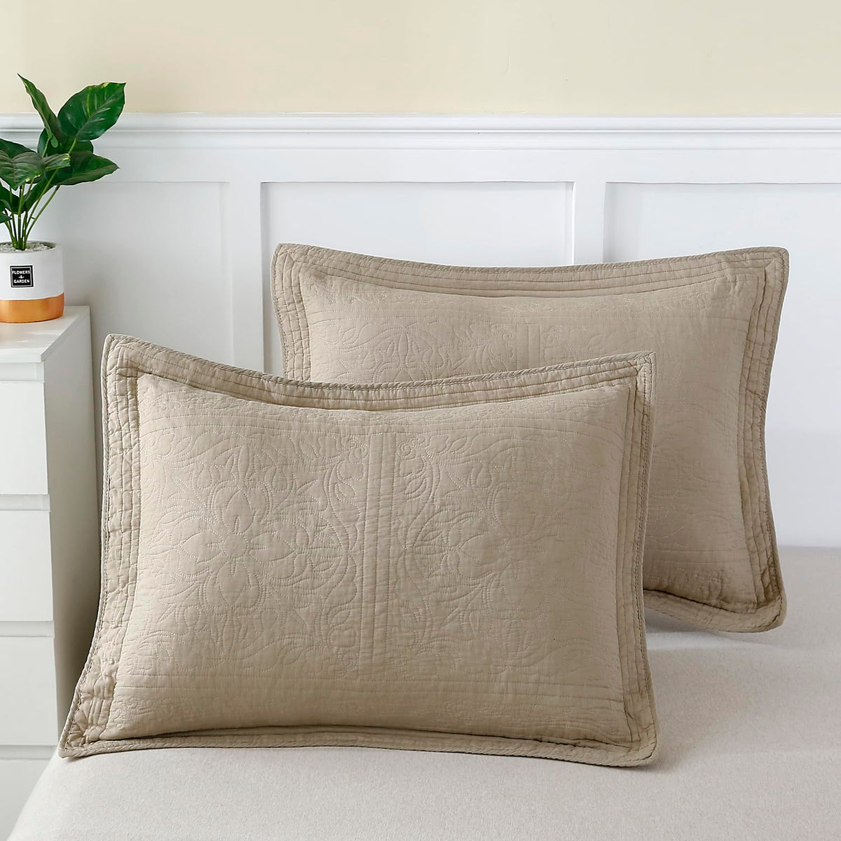 Winlife 100% Cotton Quilted Pillow Sham Floral Printed Pillow Cover King Size (Khaki)