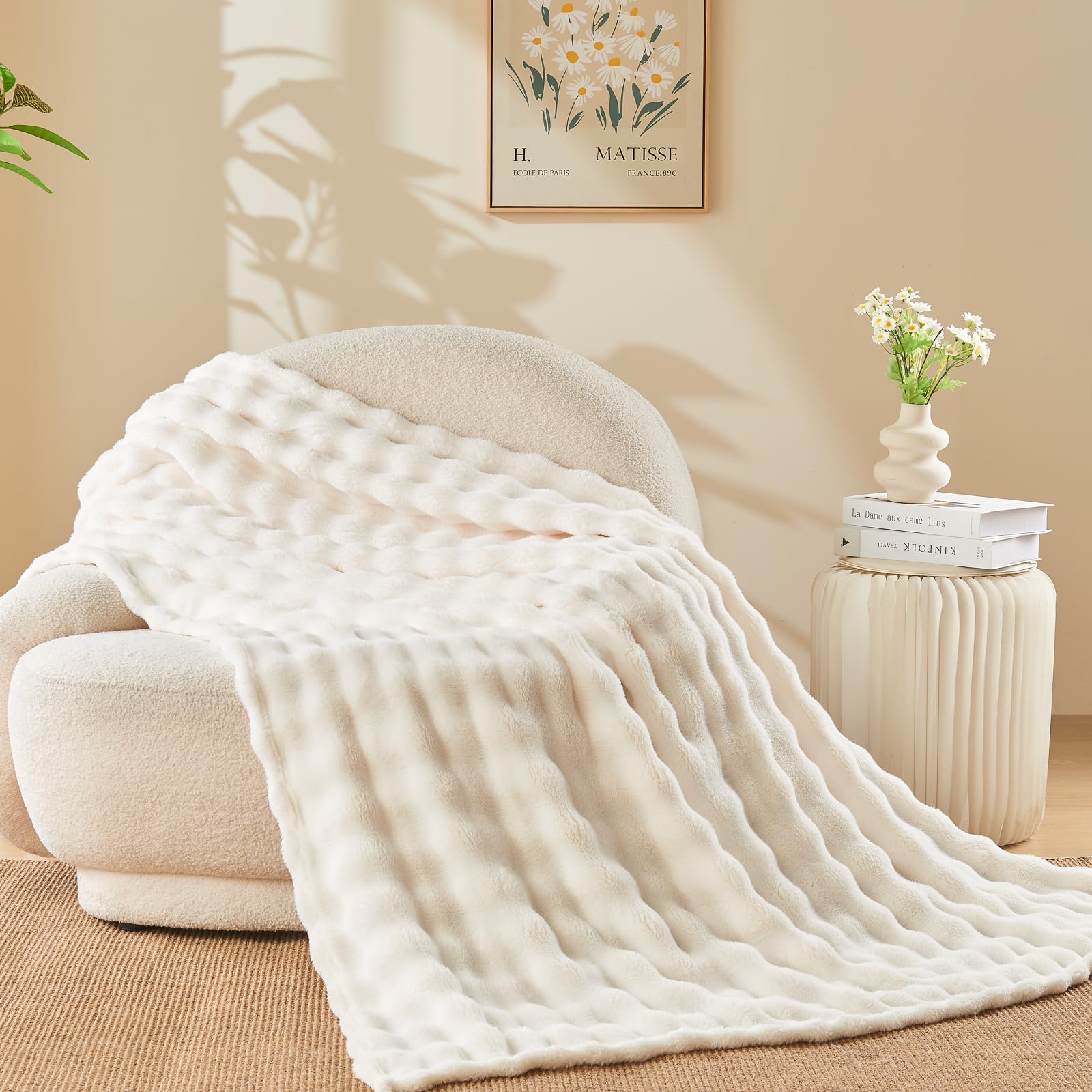 Newcosplay Throw Blanket For Couch Ivory Super Soft Flannel Fleece 3D Bubble Lightweight Bed Blanket All Season Use (Ivory, Thro