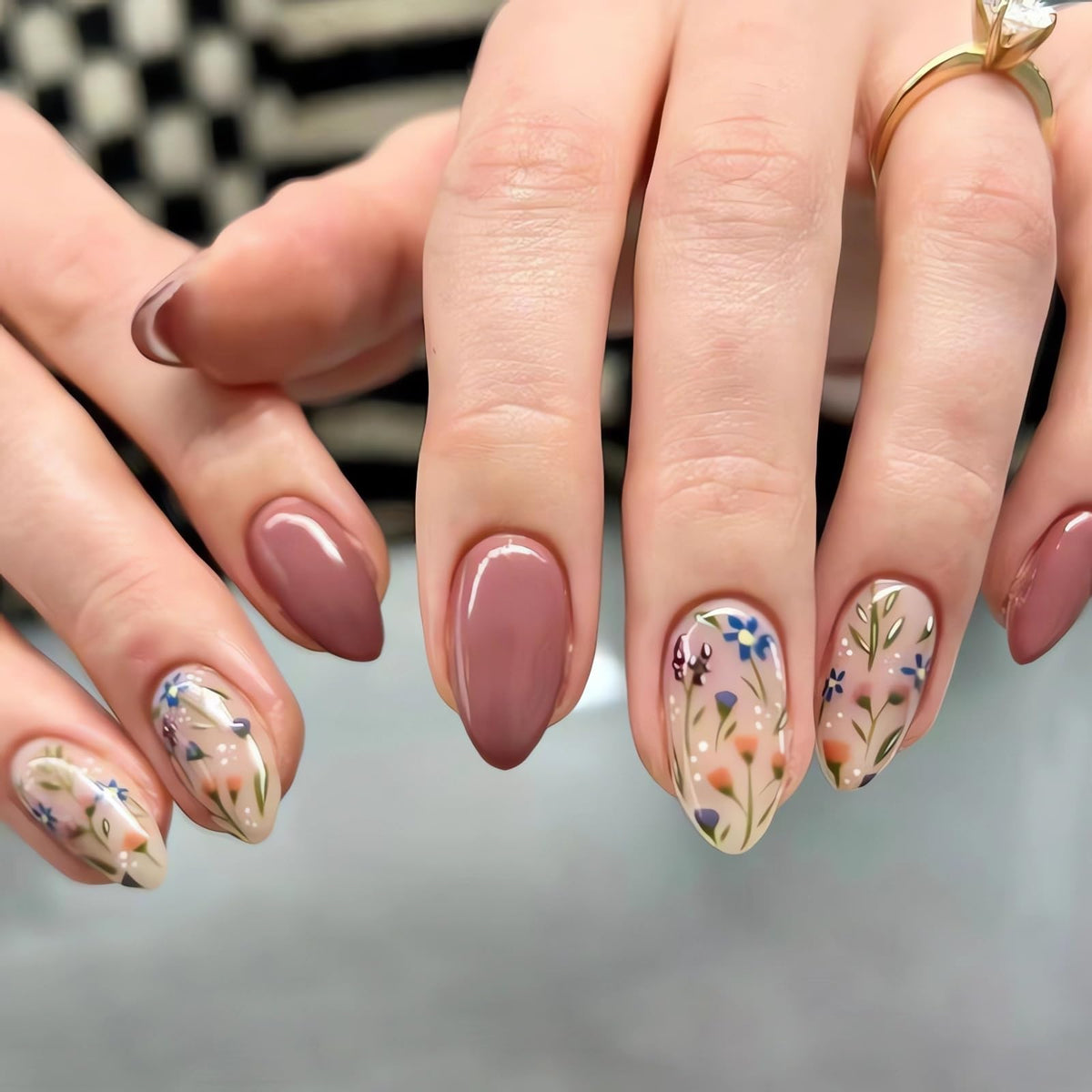 Short Press on Nails Almond Brown Flower Nails Press Ons Extra Short Fake Nails with Blue Flower Designs Short Ombre False Nails