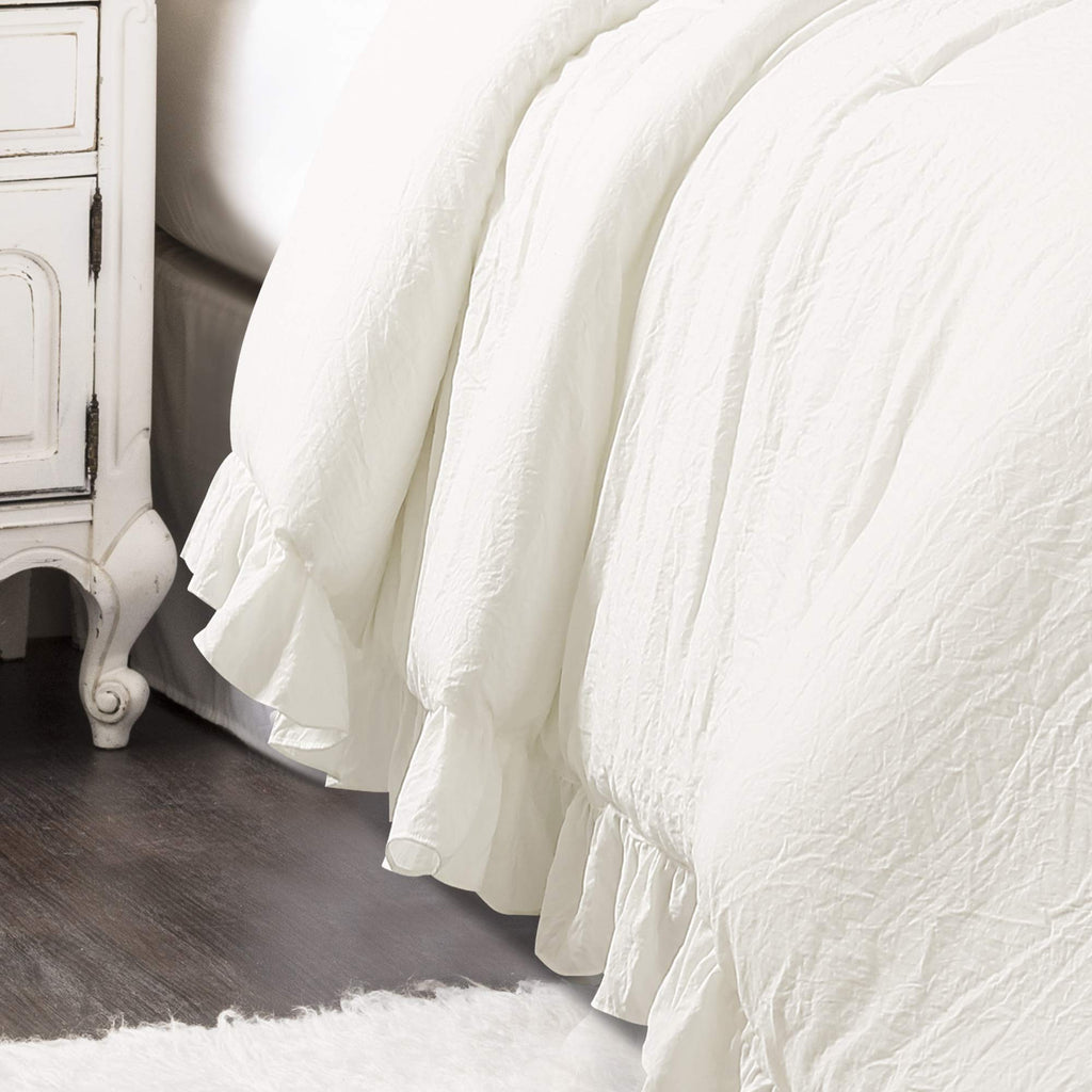Lush Decor Reyna Ruffle Comforter Set - 3 Piece Cozy Ruffled Bedding Set - Timeless Elegance And Comfort For Bedroom - King, Whi
