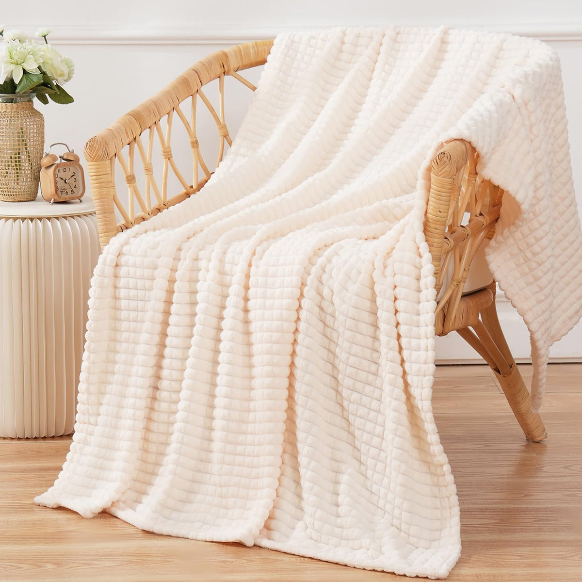 Puncuntex Flannel Fleece Throw Blanket Cream White 50''  60'',Super Soft Plush Cozy Blanket With 3D Jacquard Square Grid Design