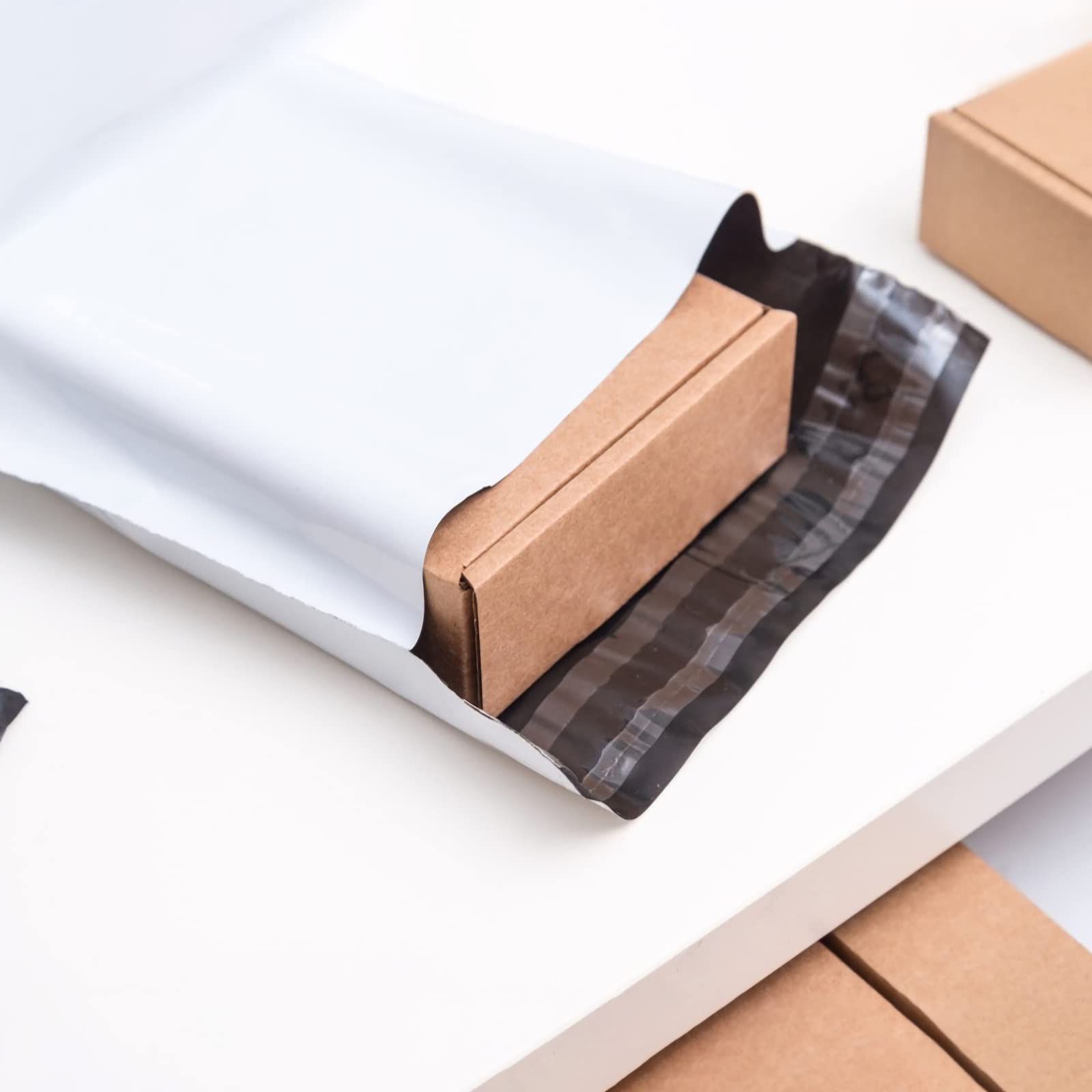Sjpack 3000Pcs 14.5X19 Poly Mailers 2.5 Mil Envelopes Shipping Bags With Self Sealing Stripe,White Poly Mailers